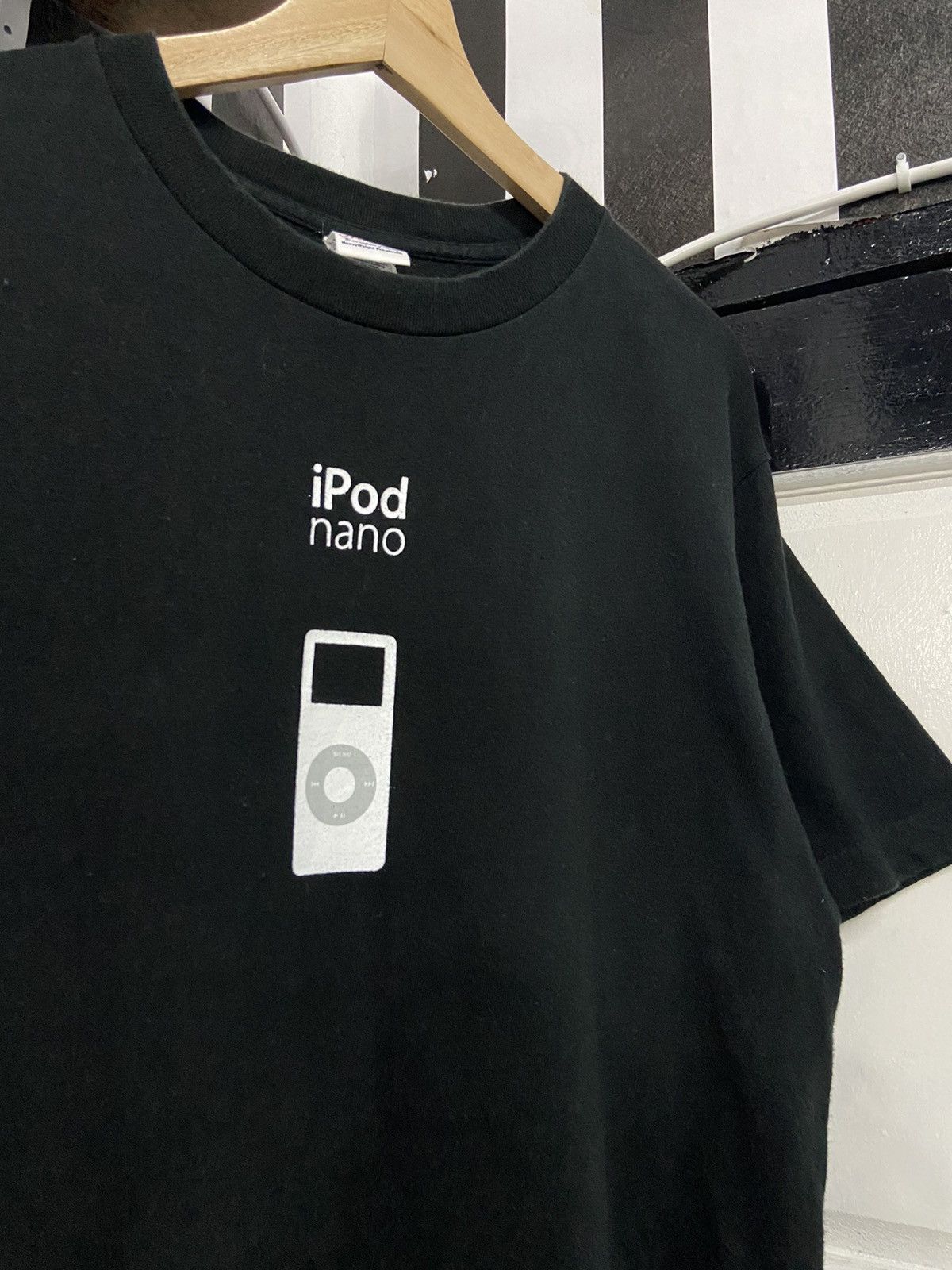 Apple × Vintage Vintage Apple Ipod Nano Promo Tee Size US M / EU 48-50 / 2 - 4 Thumbnail