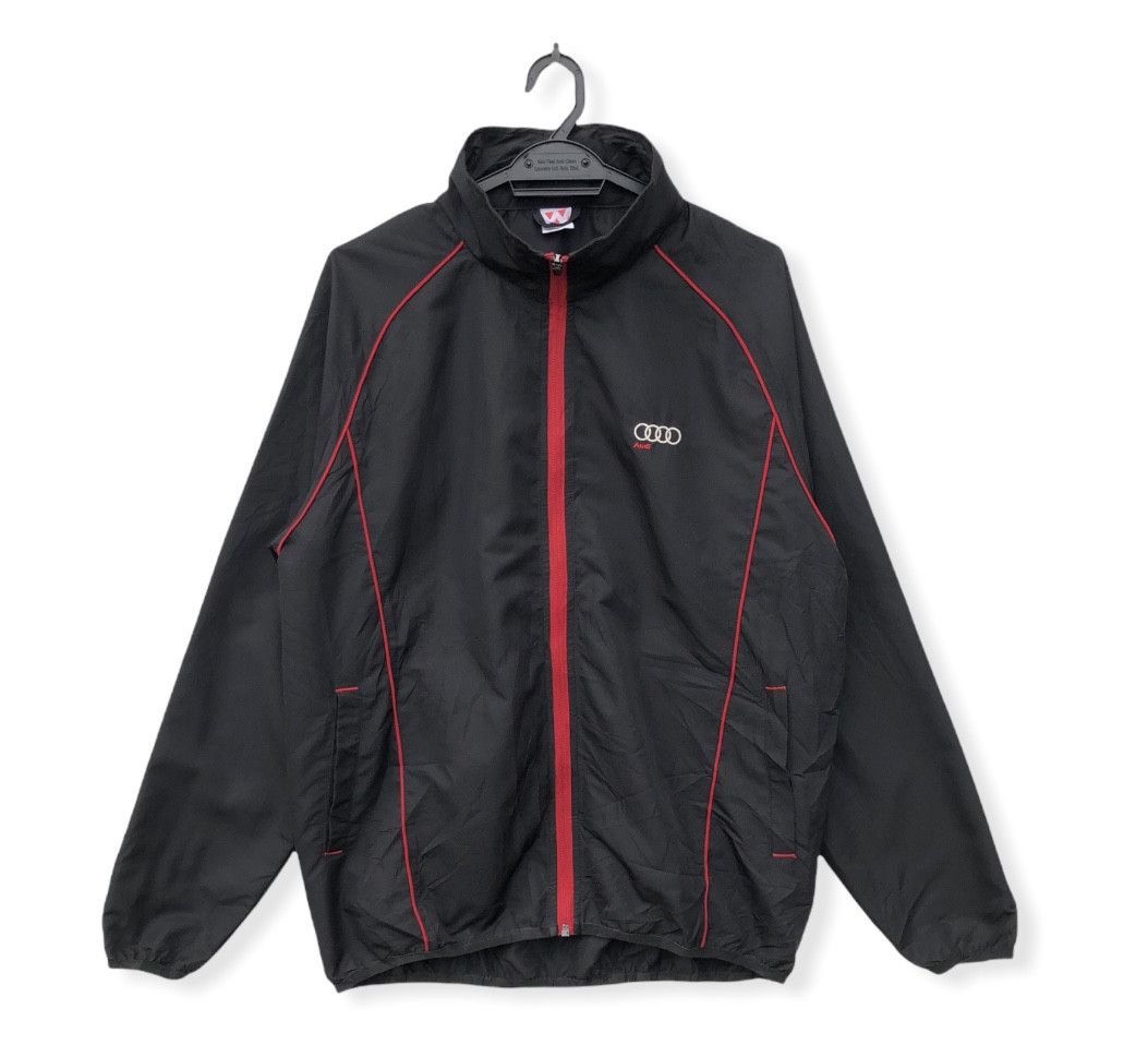 VINTAGE AUDI LIGHT HOODED WINDBREAKER