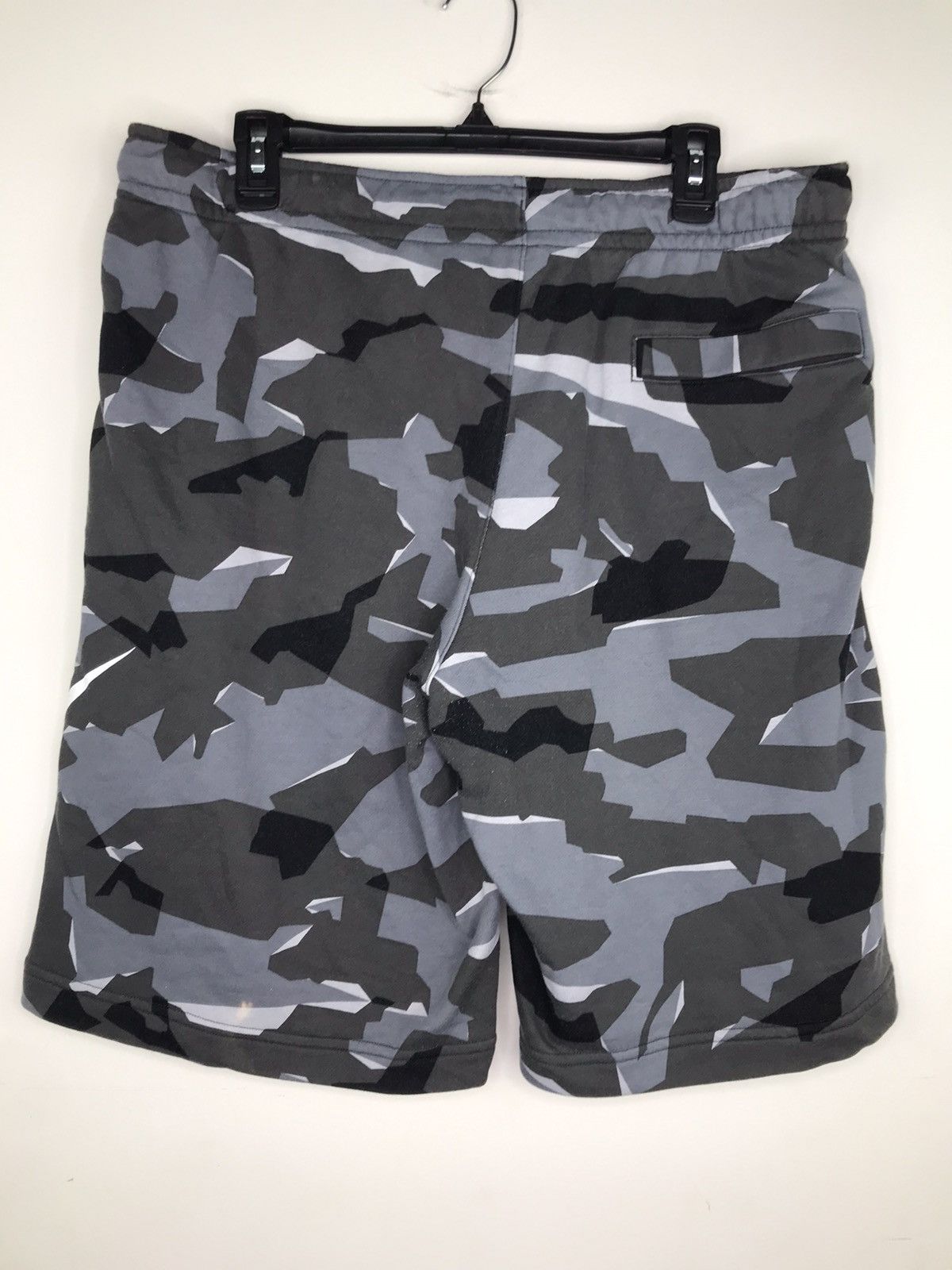 Nike Nike Sportswear Club Camo Shorts Sz XL Size US 34 / EU 50 - 7 Thumbnail