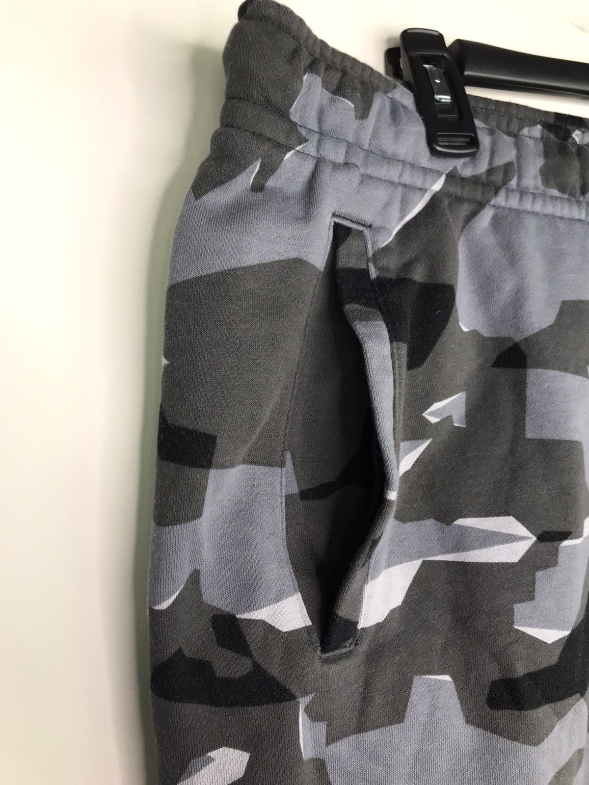 Nike Nike Sportswear Club Camo Shorts Sz XL Size US 34 / EU 50 - 3 Thumbnail