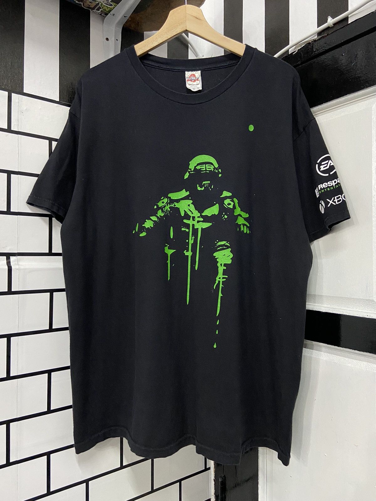 image of Exclusive Game x Vintage Tintanfall Ea Xbox Game Promo Tshirt in Black, Men's (Size XL)