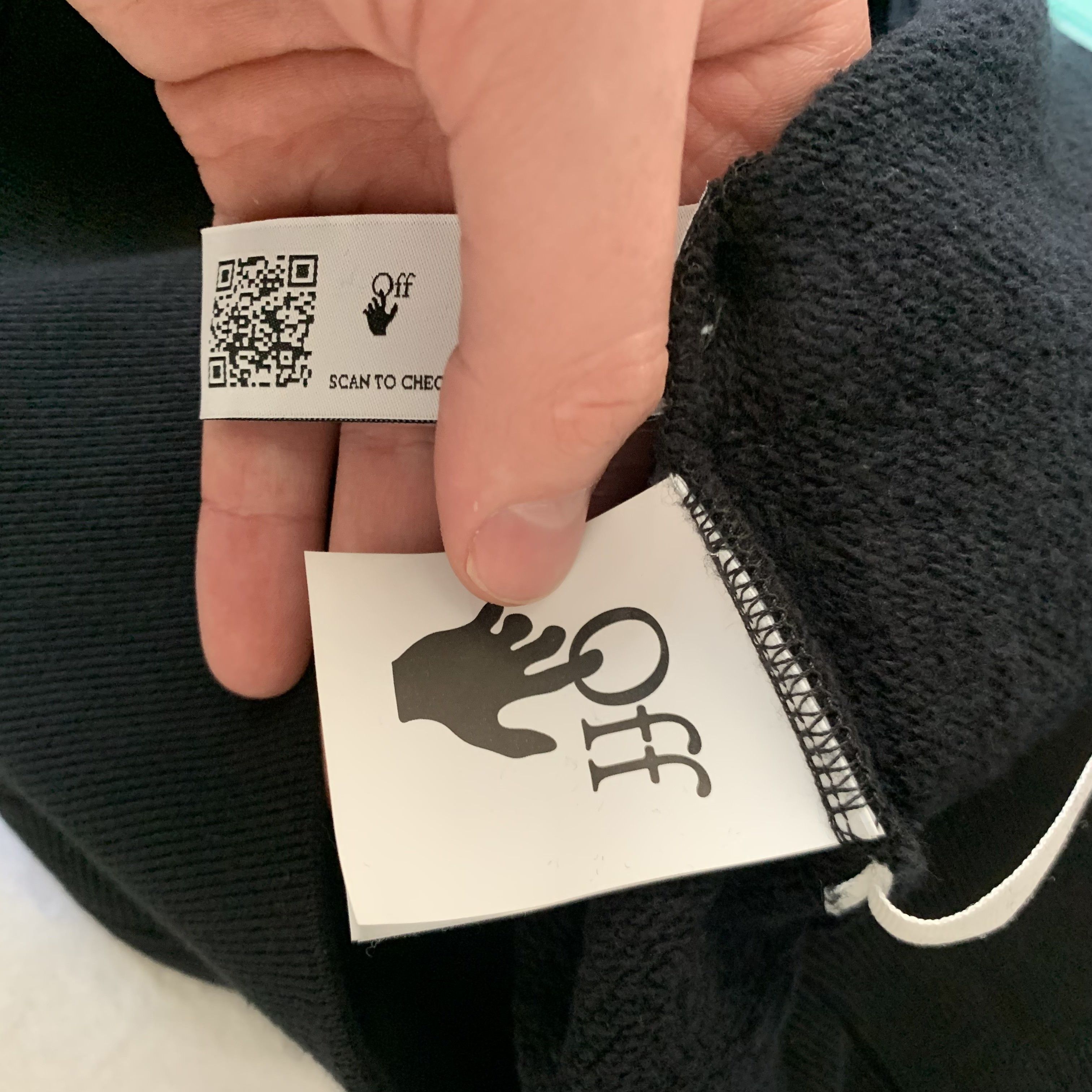 Off-White Off-White Caravaggio Hand Abbey Stone Crewneck Sweatshirt Size US L / EU 52-54 / 3 - 7 Thumbnail