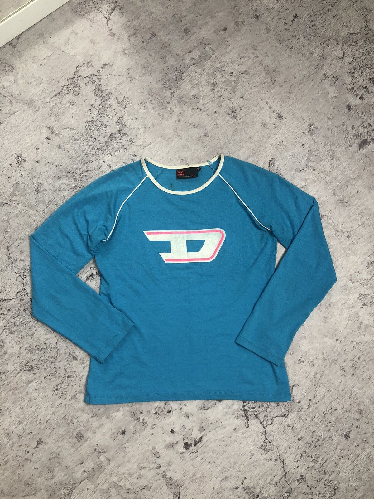 Diesel × Vintage VTG Woman’s Faded Diesel Longsleeve Jersey Central Big Logo Size M / US 6-8 / IT 42-44 - 1 Thumbnail