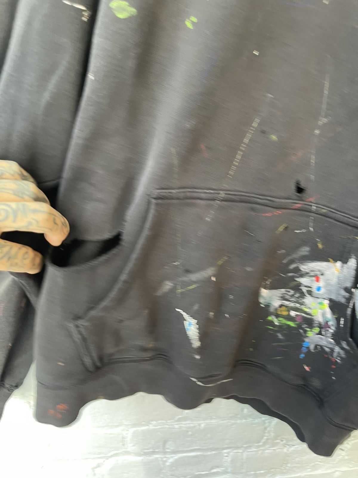 Vintage Vintage THRASHED BLACK BLANK HOODIE PAINT FADE 4GSELLER Size US M / EU 48-50 / 2 - 4 Thumbnail