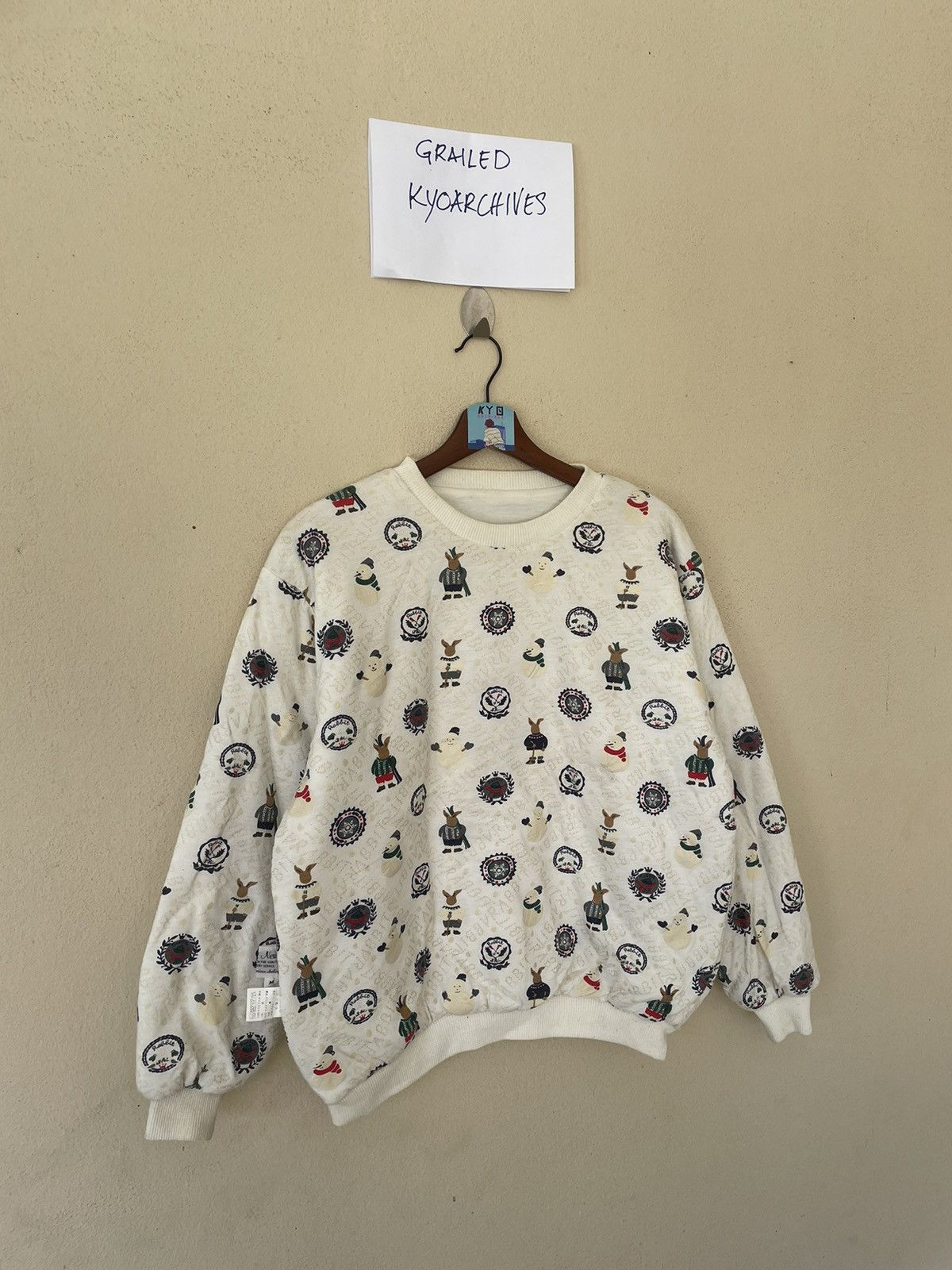 VINTAGE REVERSIBLE SANTA SWEATSHIRT