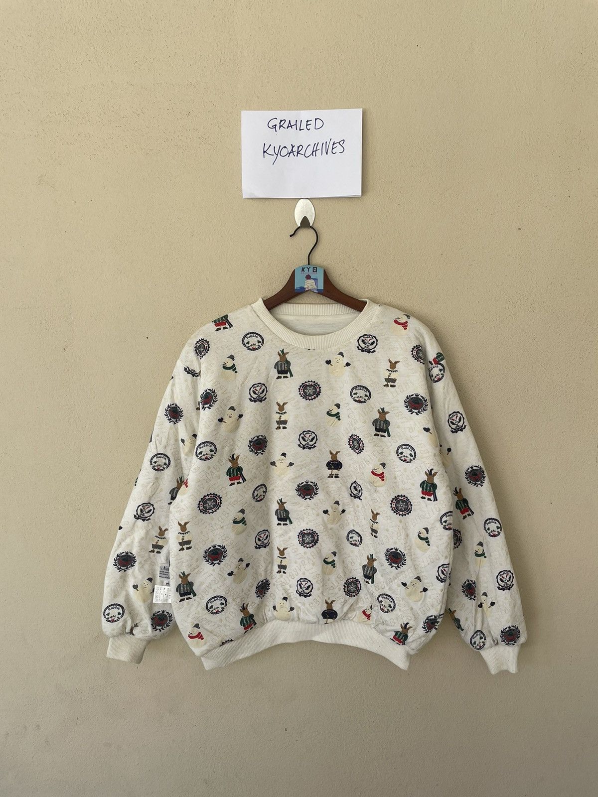 VINTAGE REVERSIBLE SANTA SWEATSHIRT
