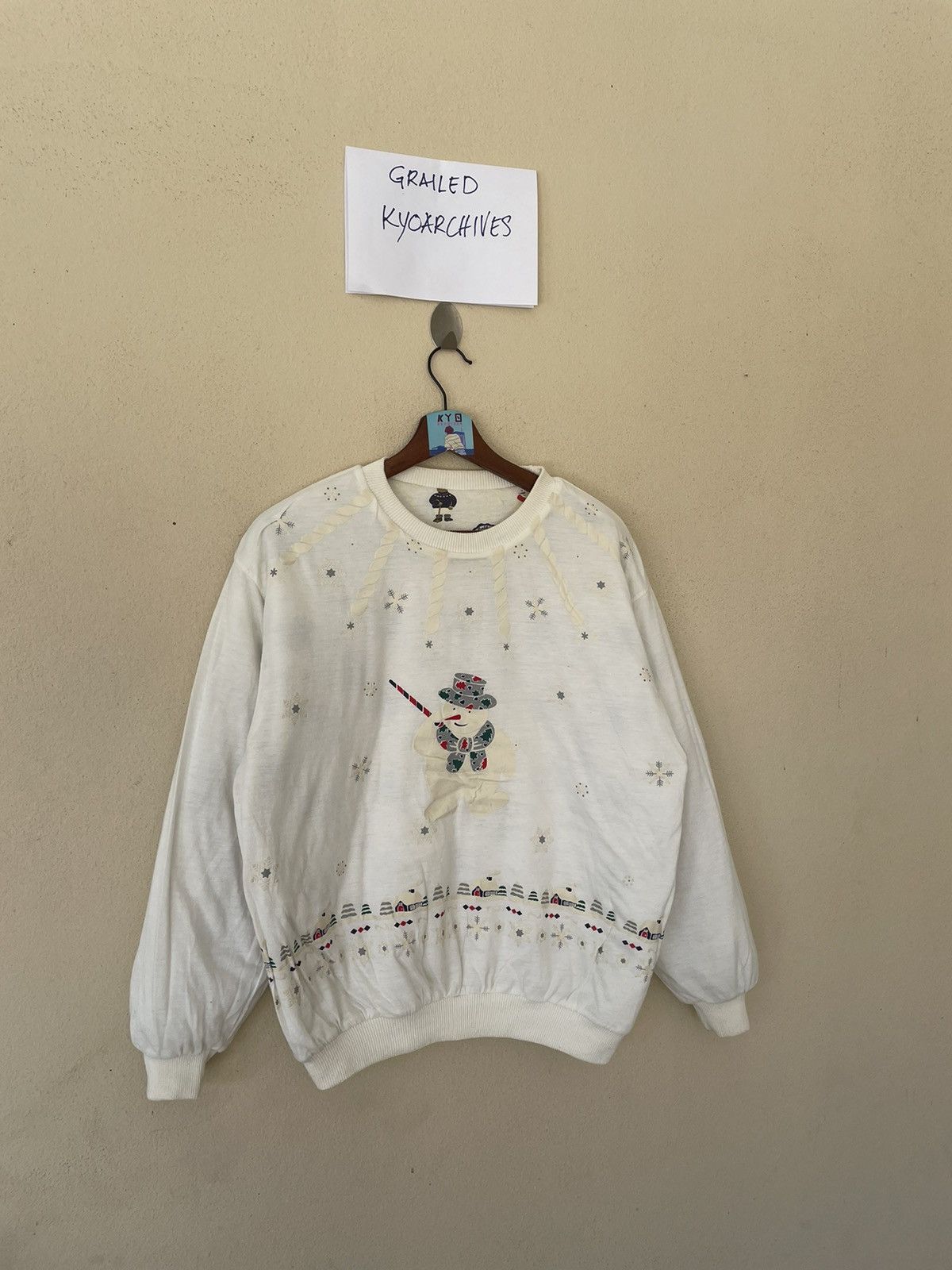 VINTAGE REVERSIBLE SANTA SWEATSHIRT