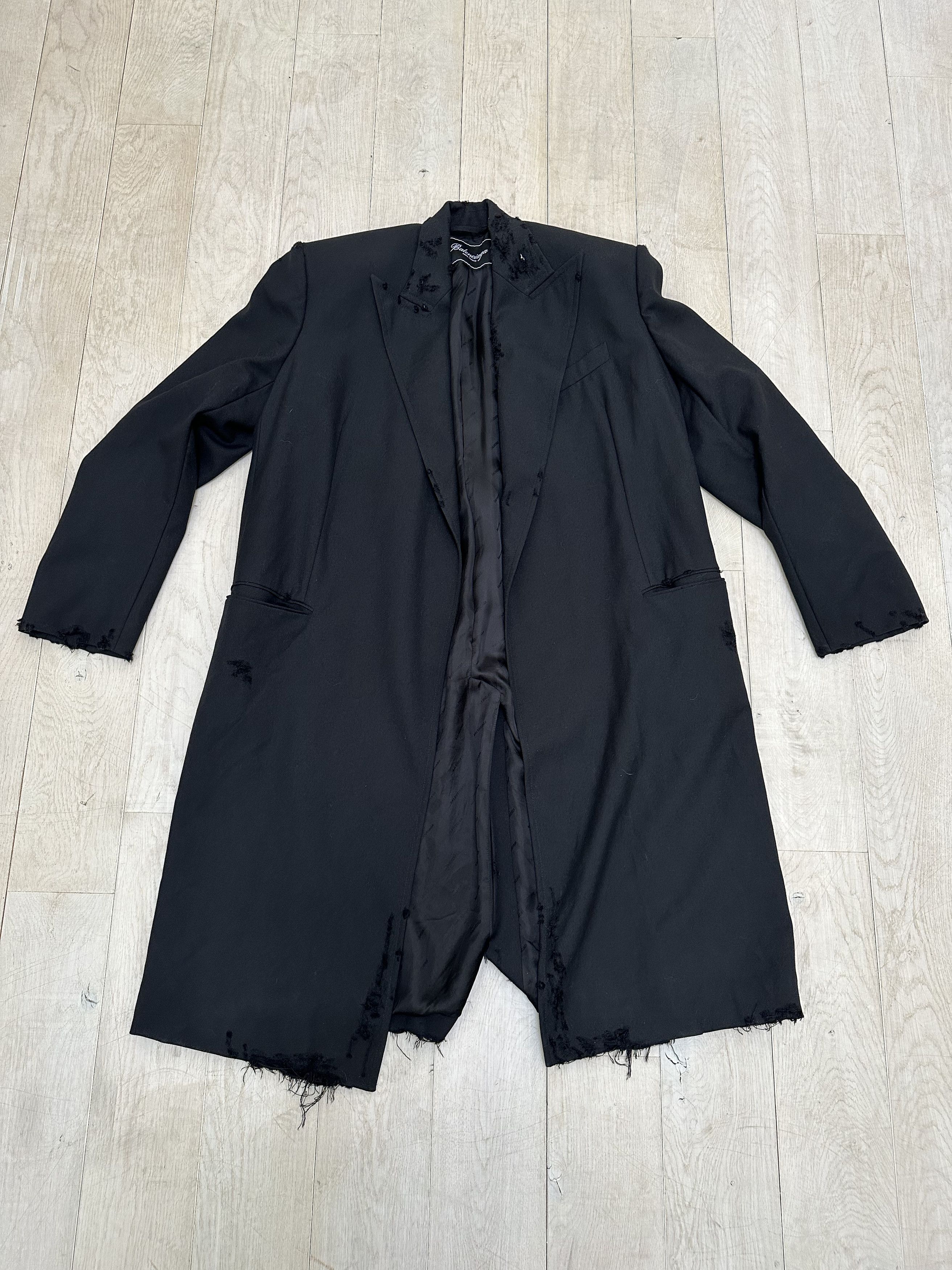 Balenciaga Iconic Oversized Ripped Coat Size US M / EU 48-50 / 2 - 1 Thumbnail