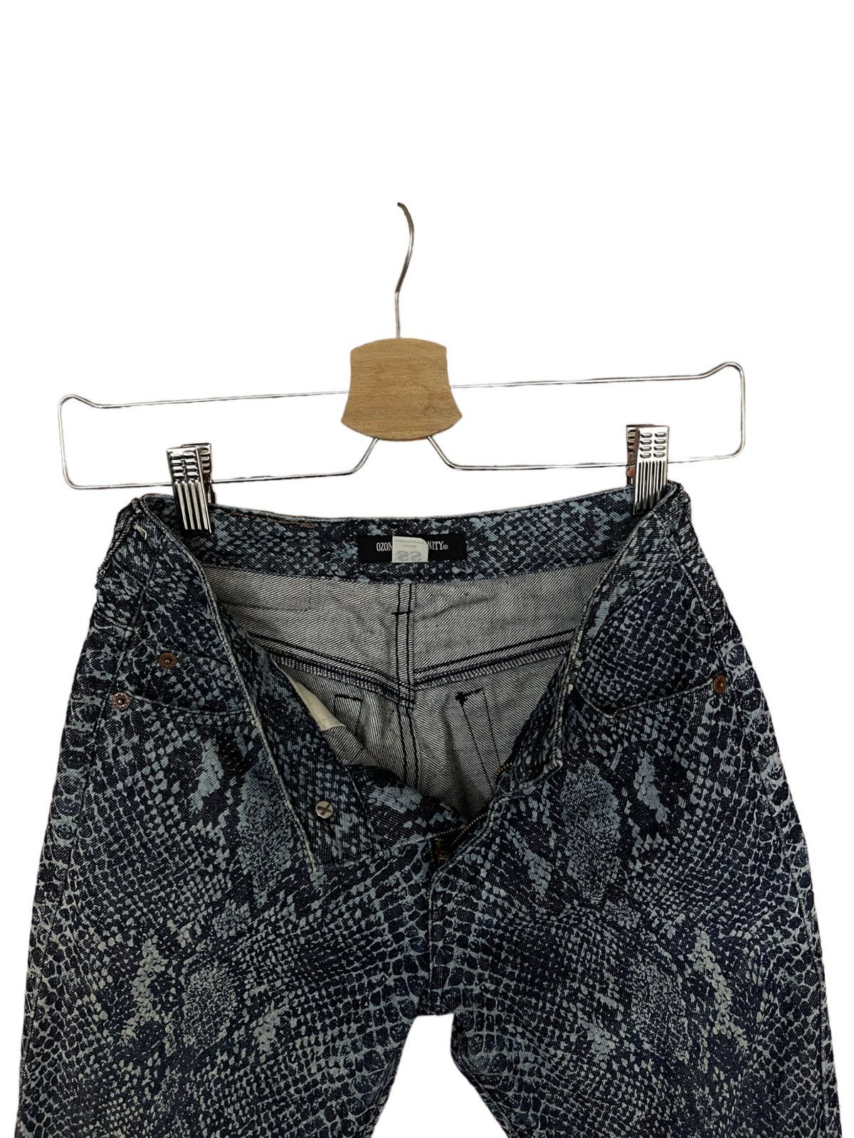 Japanese Brand ozone community tokyo snake printed jeans Size 24" / US 00 / IT 34 - 7 Thumbnail