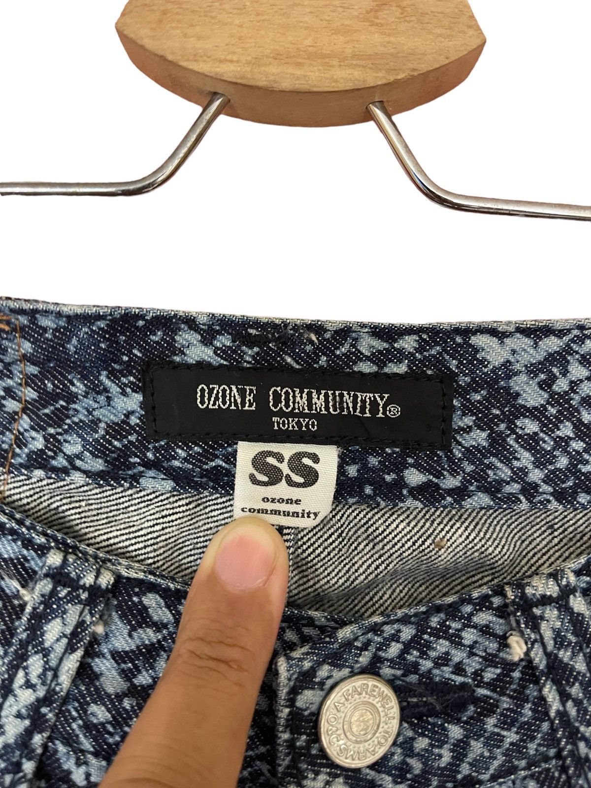Japanese Brand ozone community tokyo snake printed jeans Size 24" / US 00 / IT 34 - 9 Thumbnail