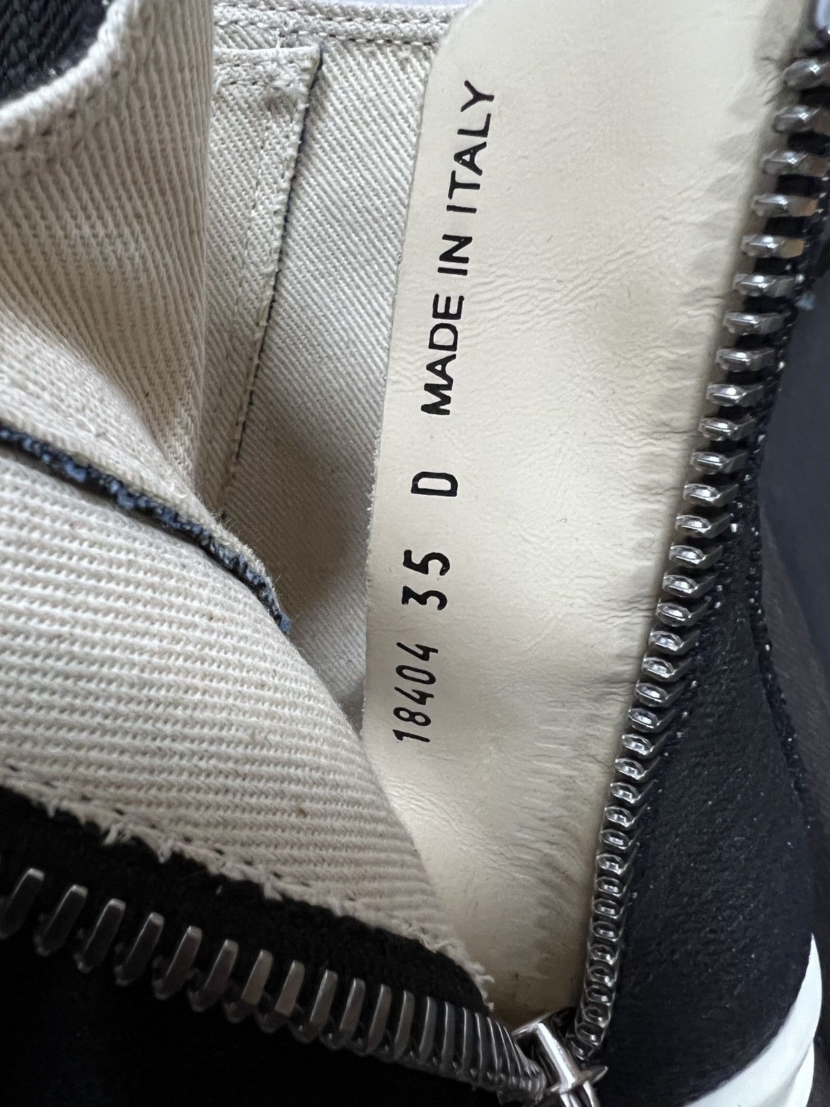 Rick Owens × Rick Owens Drkshdw Rick owens drkshdw so cunt ramones hi-top size35 Size US 5 / IT 35 - 8 Thumbnail