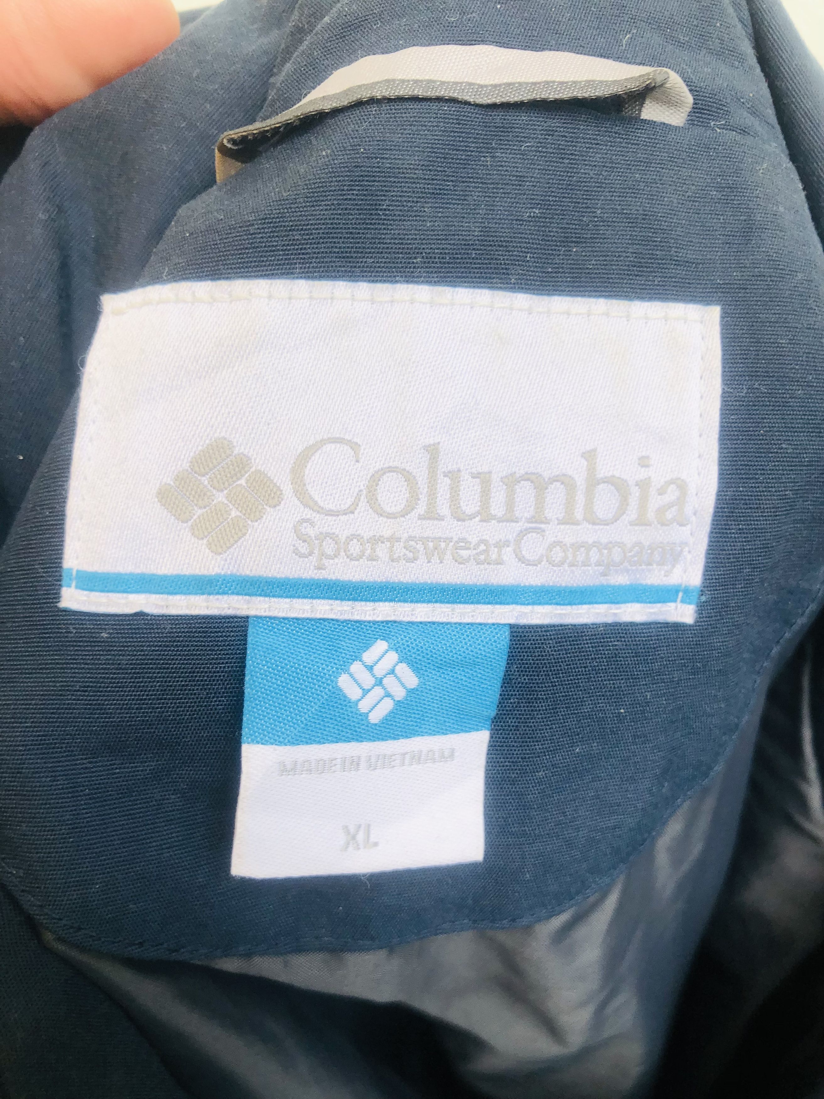 Columbia × Japanese Brand × Vintage Vintage Colombia Japanese Design Fashion Style Windbreaker Size US L / EU 52-54 / 3 - 8 Thumbnail