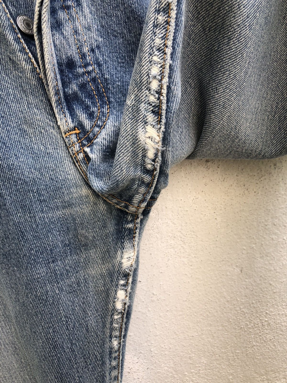 Levi's Vintage 1997 Levi’s 501 Jeans Splattered Paint Denim Size US 30 / EU 46 - 4 Thumbnail