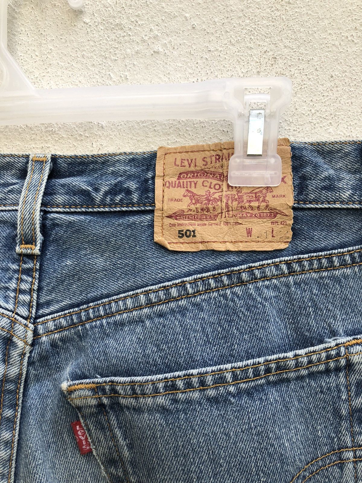 Levi's Vintage 1997 Levi’s 501 Jeans Splattered Paint Denim Size US 30 / EU 46 - 12 Thumbnail