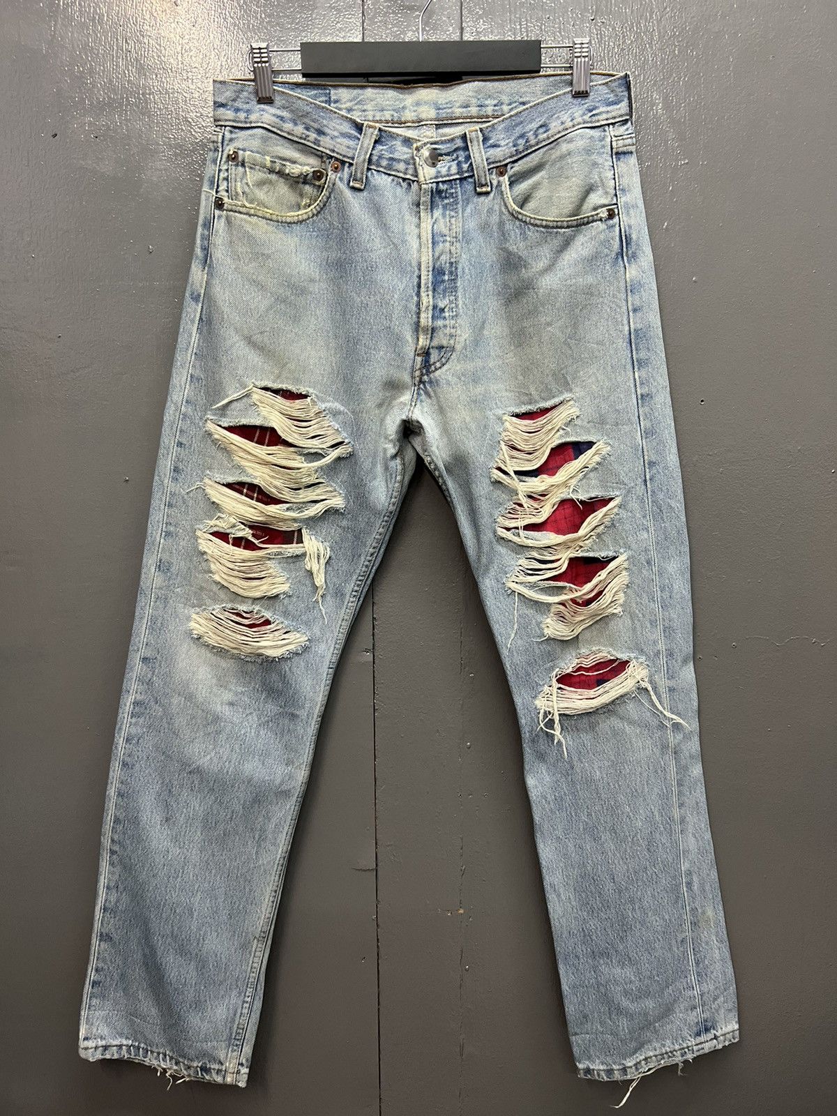 Levi's VINTAGE LEVI'S DENIM JEANS DISTRESS SIZE 32 Size US 32 / EU 48 - 1 Thumbnail