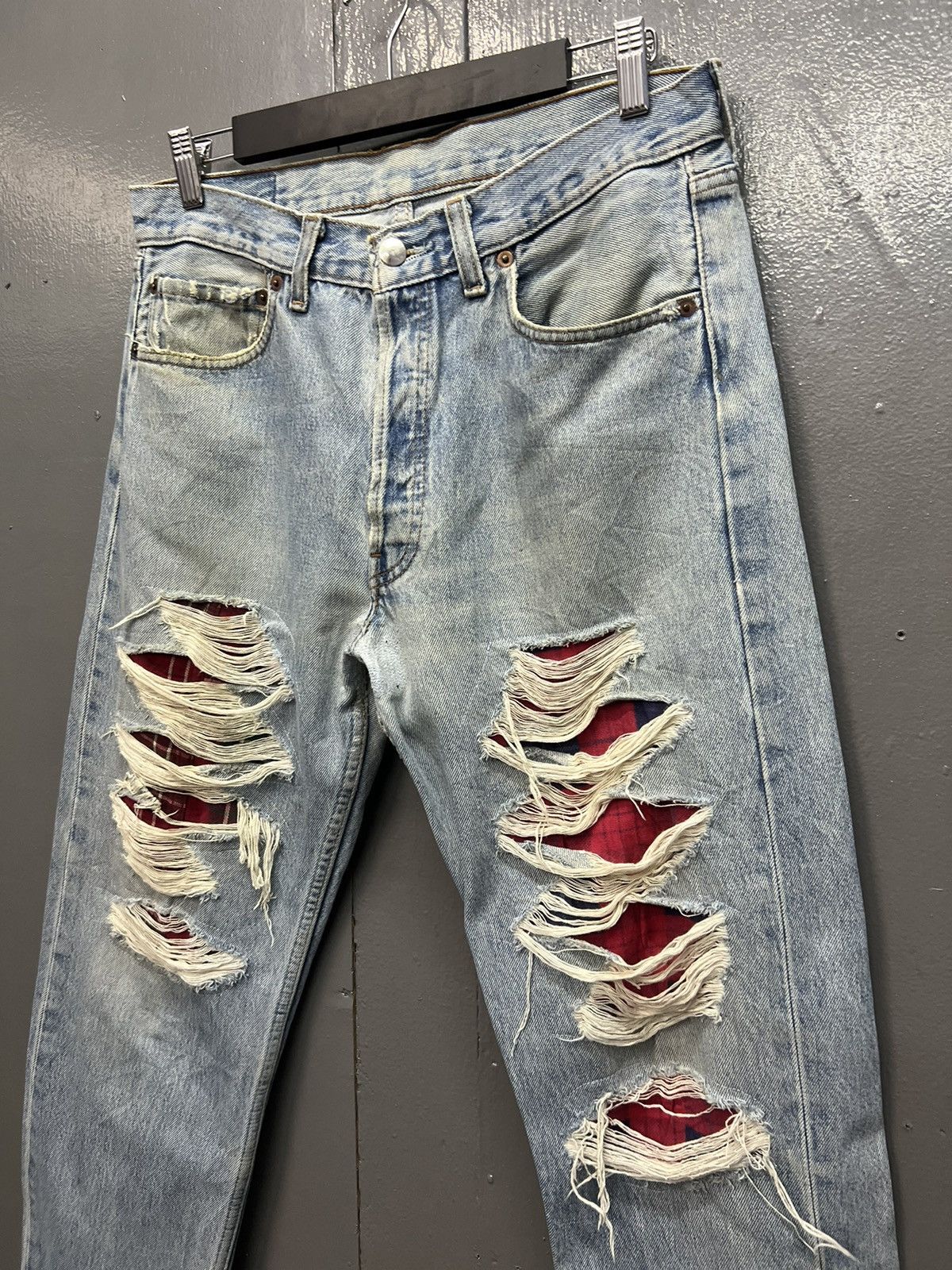 Levi's VINTAGE LEVI'S DENIM JEANS DISTRESS SIZE 32 Size US 32 / EU 48 - 3 Thumbnail