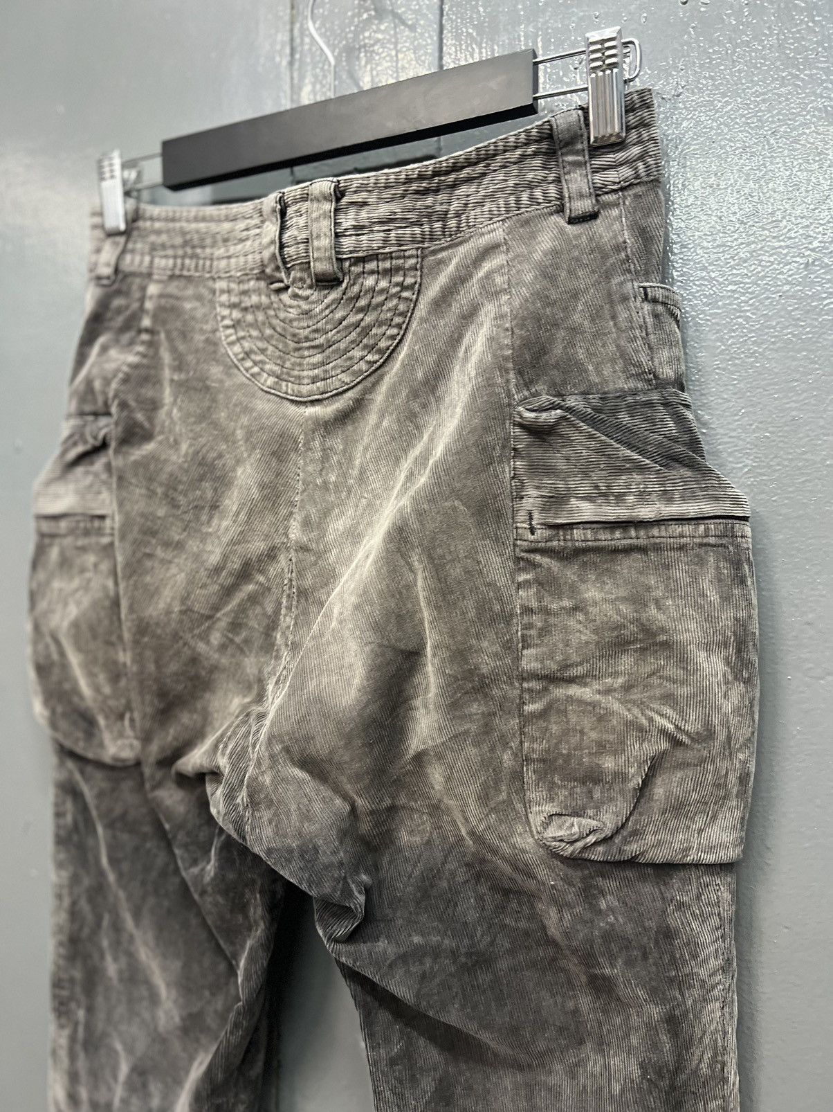 Issey Miyake ISSEY MIYAKE TSUMORI CHISATO CORDUROY BONDAGE PANT SIZE 28 Size US 28 / EU 44 - 8 Thumbnail