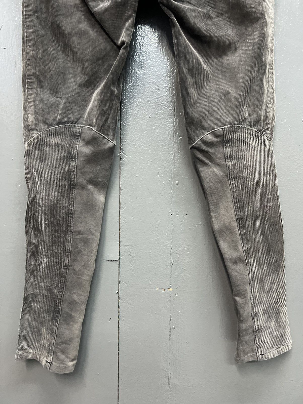 Issey Miyake ISSEY MIYAKE TSUMORI CHISATO CORDUROY BONDAGE PANT SIZE 28 Size US 28 / EU 44 - 9 Thumbnail