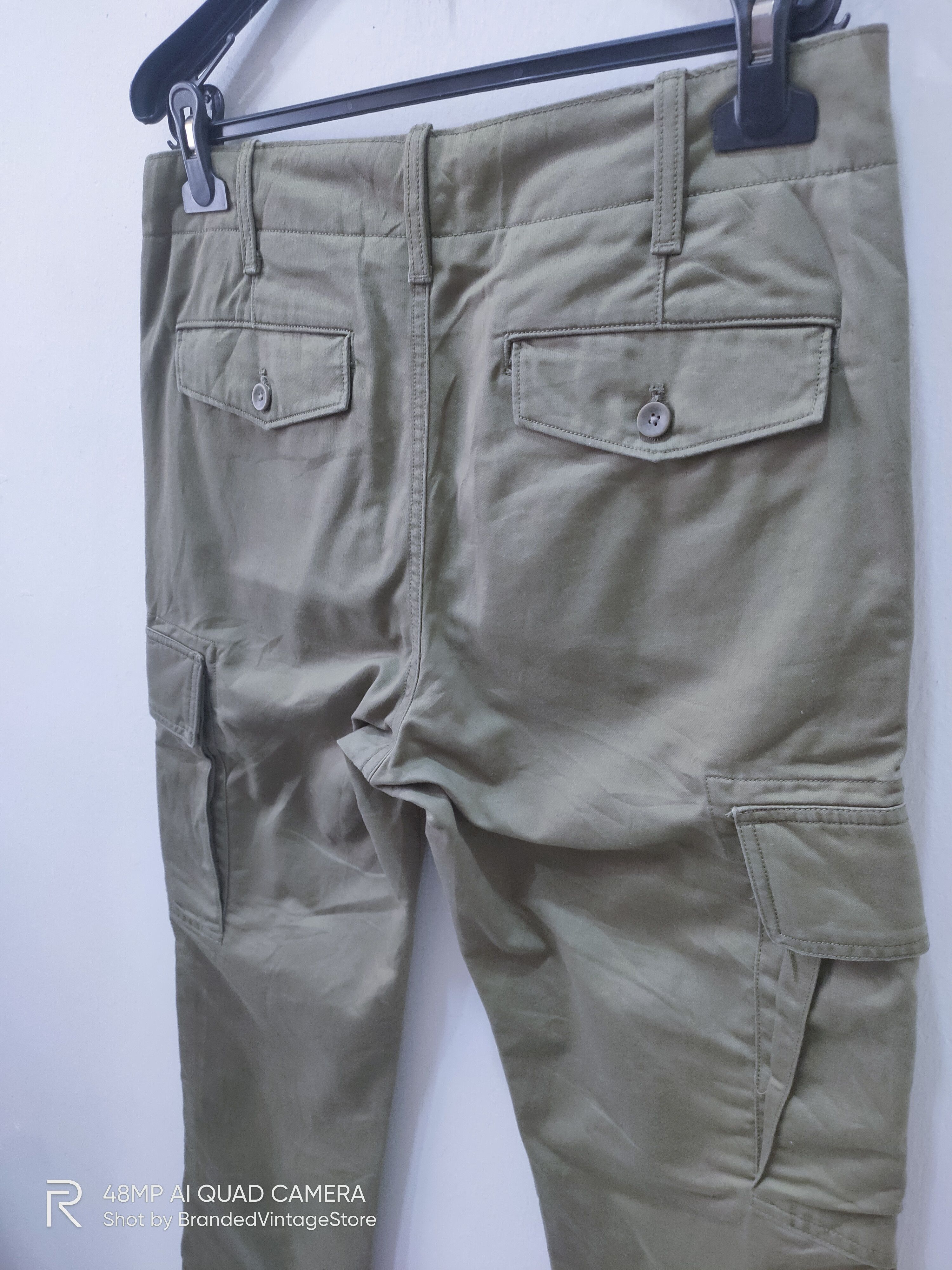 Banana Republic × Japanese Brand × OVER THE STRiPES FW12 BANANA REPUBLIC Rare Multipocket Tactical Cargo Pants Size US 31 - 12 Thumbnail