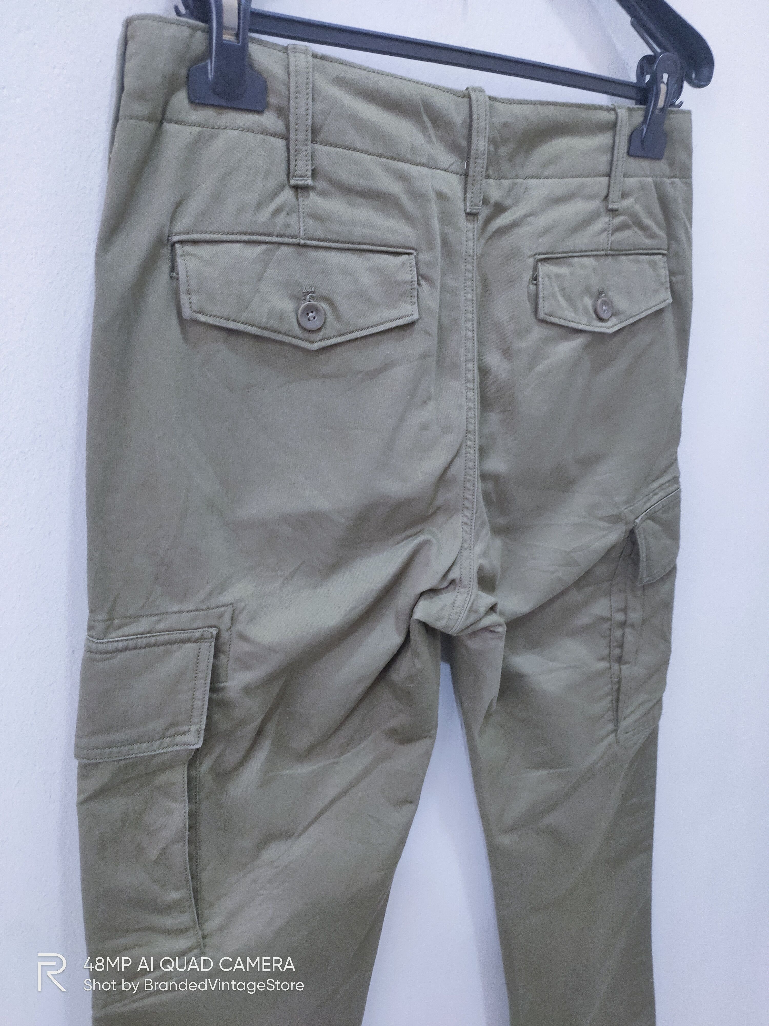 Banana Republic × Japanese Brand × OVER THE STRiPES FW12 BANANA REPUBLIC Rare Multipocket Tactical Cargo Pants Size US 31 - 11 Thumbnail