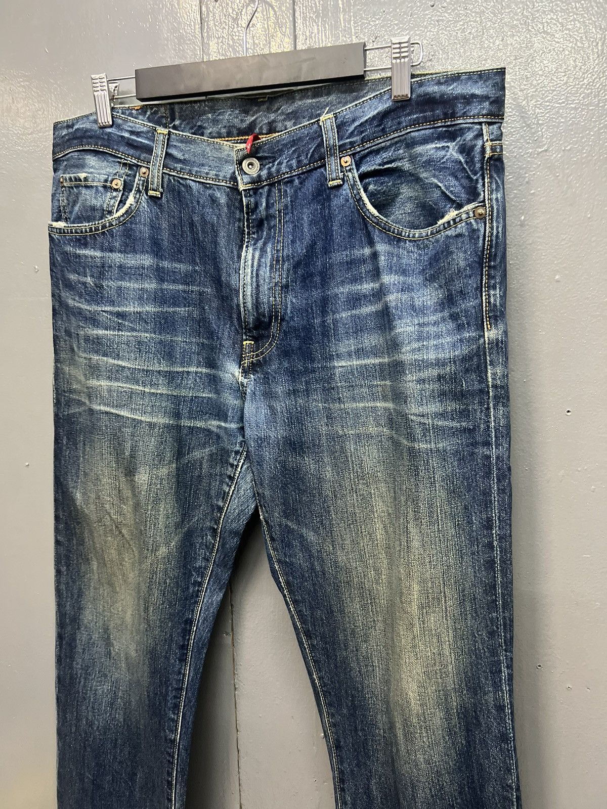 Uniqlo UNIQLO DENIM JEANS SIZE 36 Size US 36 / EU 52 - 3 Thumbnail