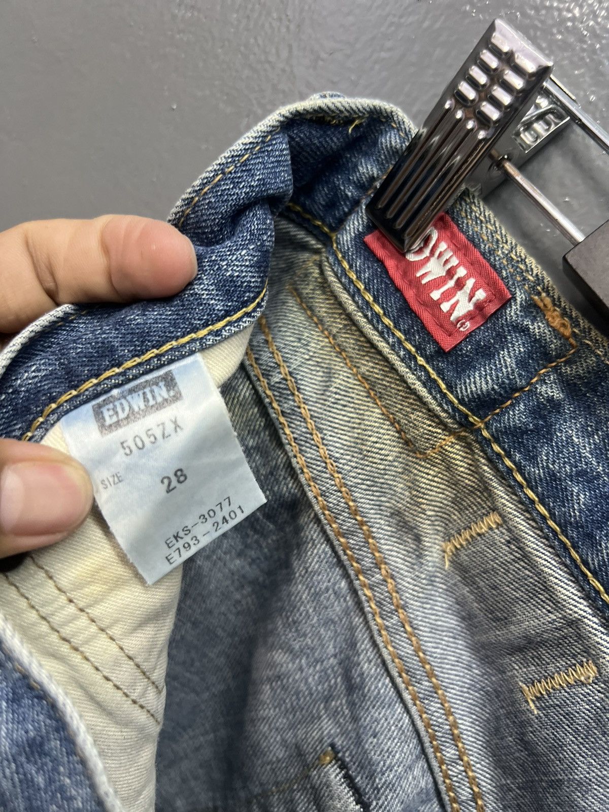 Edwin VINTAGE EDWIN BUCKLEBACK SELVEDGE JEANS SIZE 30 Size US 30 / EU 46 - 8 Thumbnail