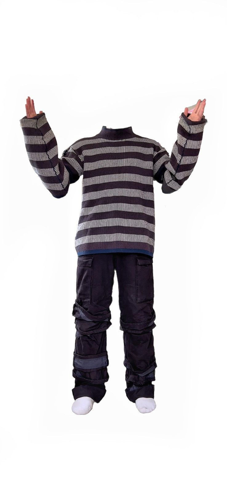 Issey Miyake 1980’s GIANT Spring Clip Sweater Size US L / EU 52-54 / 3 - 9 Thumbnail