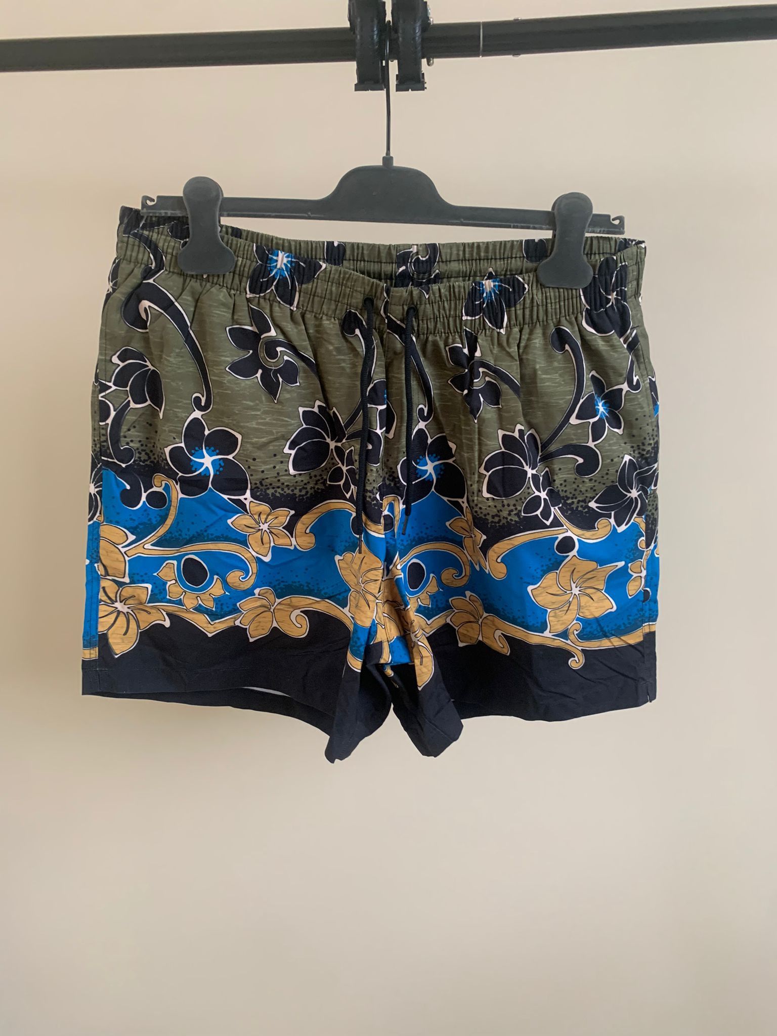 Dries Van Noten Floral Printed Swim Shorts in Multicolor Size US 36 / EU 52 - 3 Thumbnail