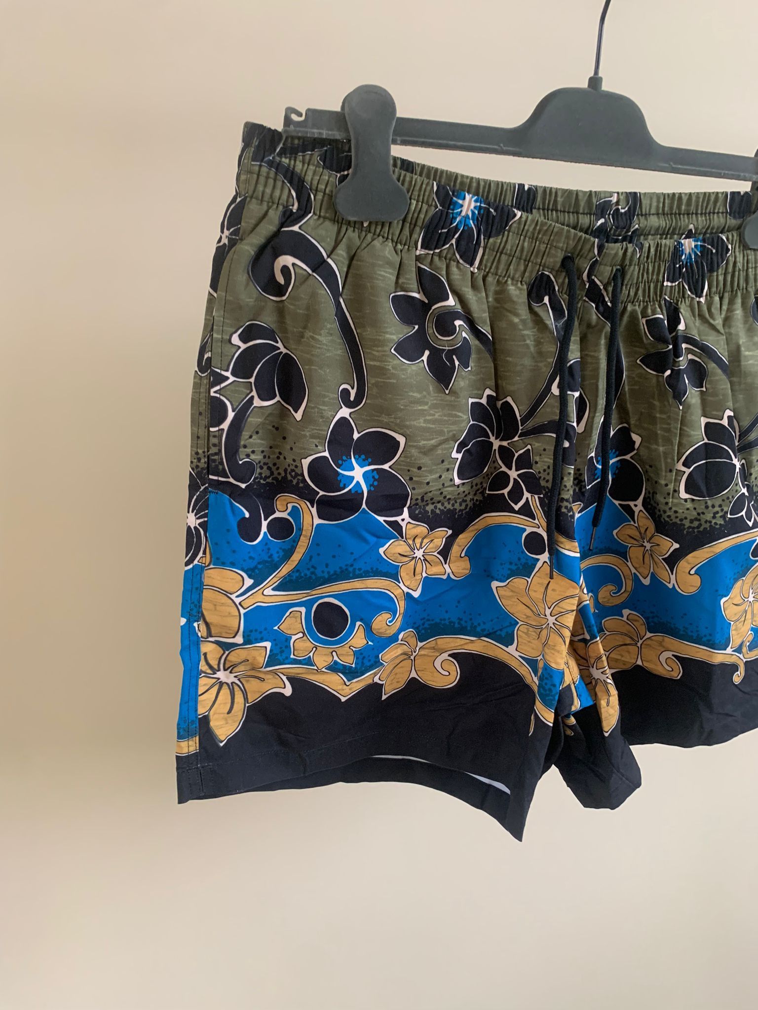 Dries Van Noten Floral Printed Swim Shorts in Multicolor Size US 36 / EU 52 - 2 Thumbnail