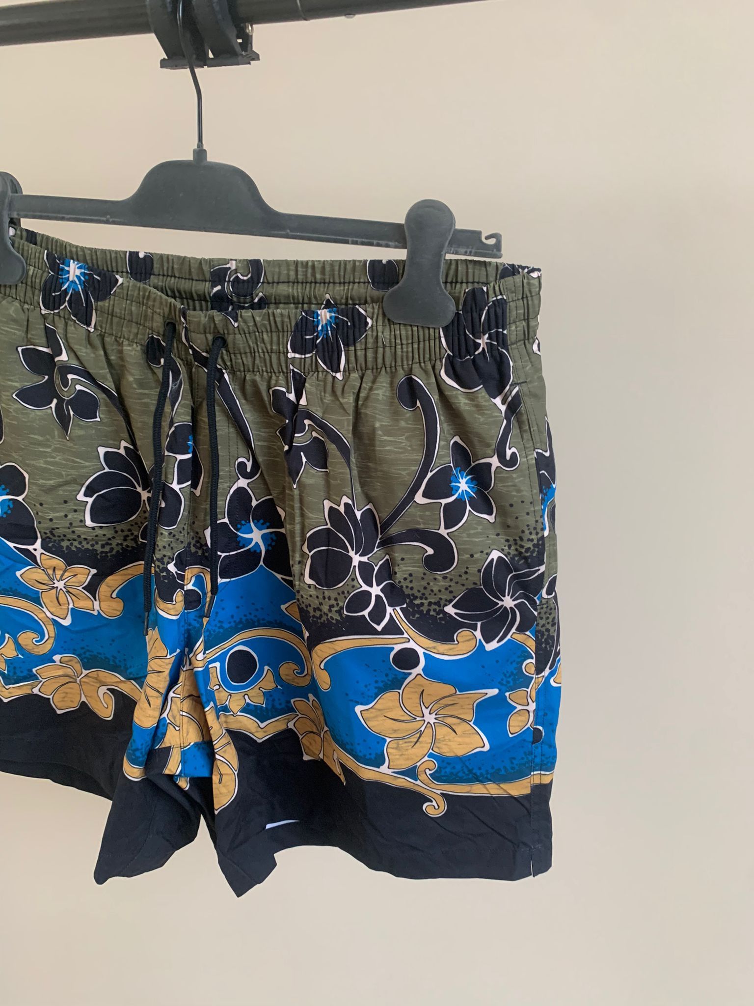 Dries Van Noten Floral Printed Swim Shorts in Multicolor Size US 36 / EU 52 - 7 Thumbnail