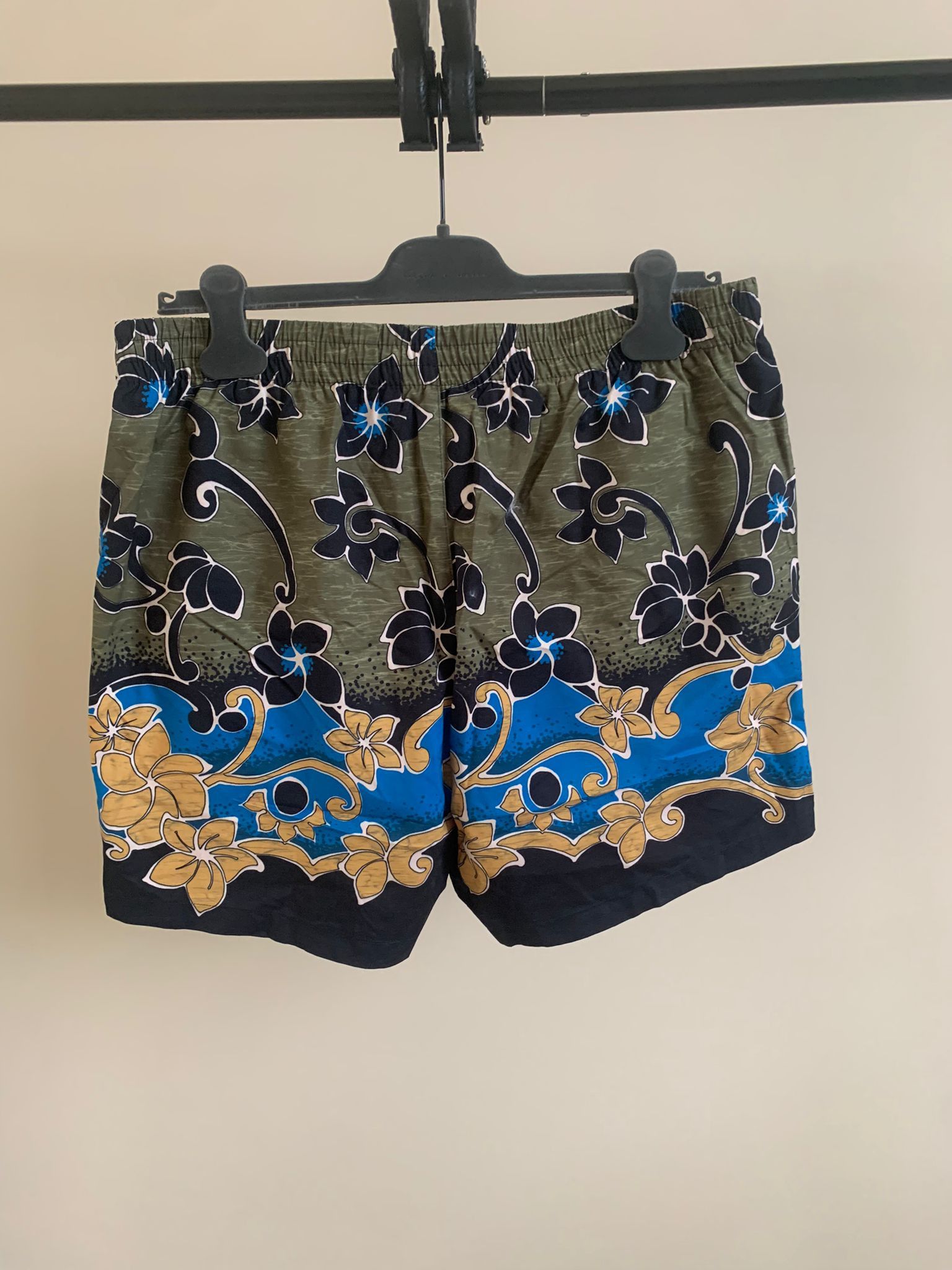 Dries Van Noten Floral Printed Swim Shorts in Multicolor Size US 36 / EU 52 - 12 Thumbnail