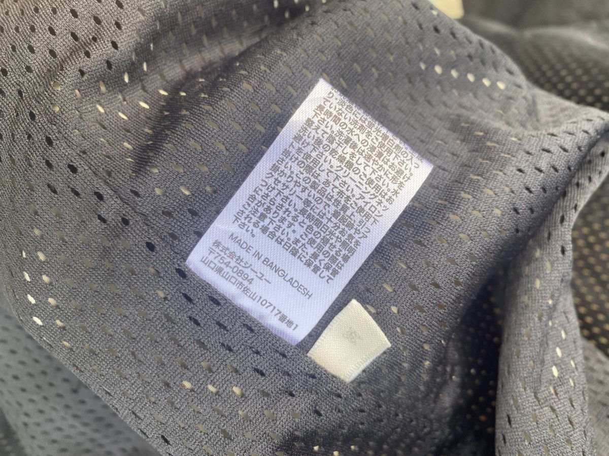 GU × Japanese Brand ⚡️Steals⚡️ Japanese Brand GU Jacket Size US M / EU 48-50 / 2 - 9 Thumbnail
