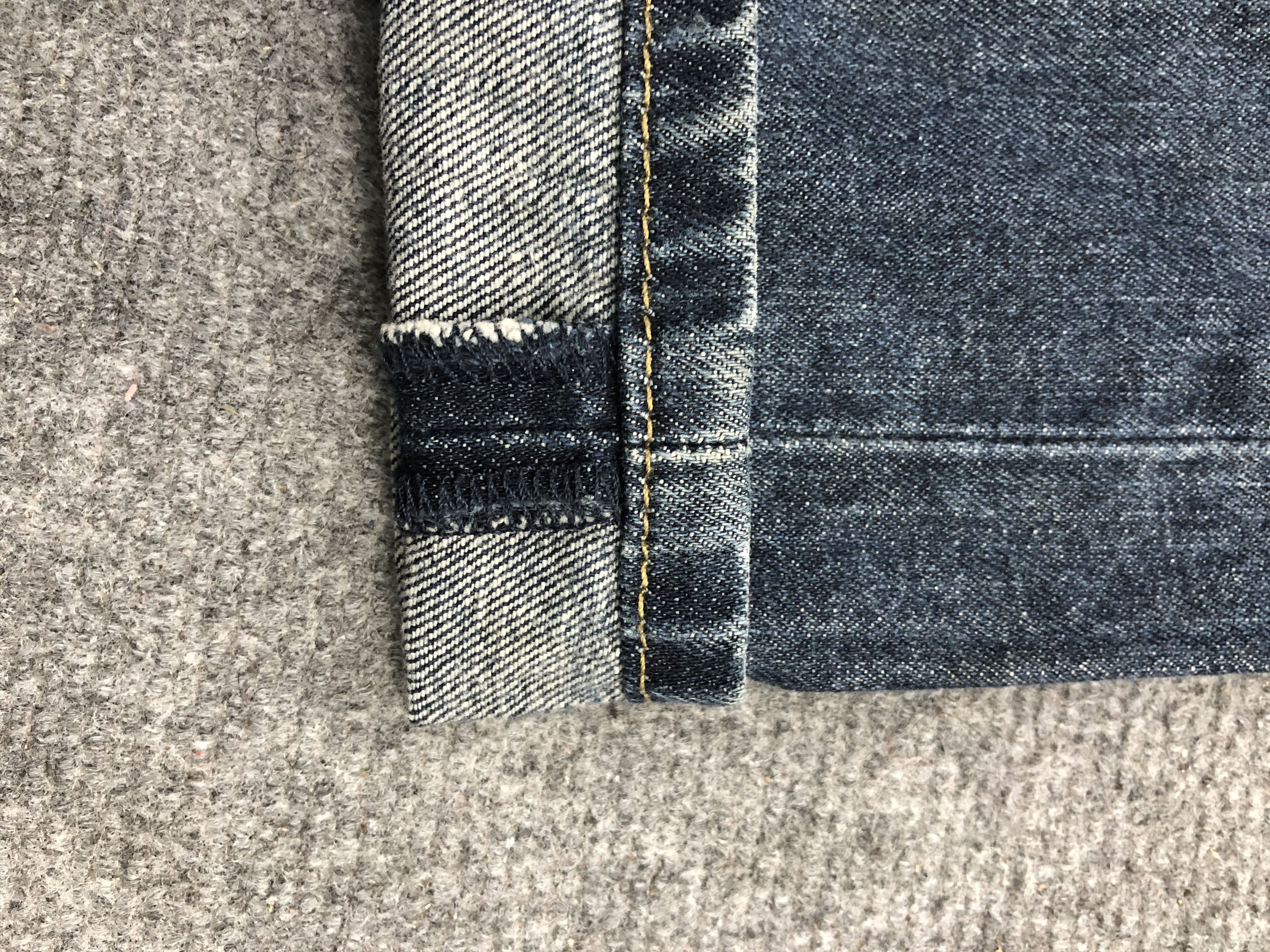 Levi's × Vintage Vintage Levis 559 Faded Blue Jeans Size US 35 - 9 Thumbnail