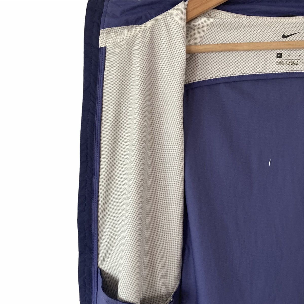 Nike Nike Shield Windbreaker Size US M / EU 48-50 / 2 - 13 Thumbnail