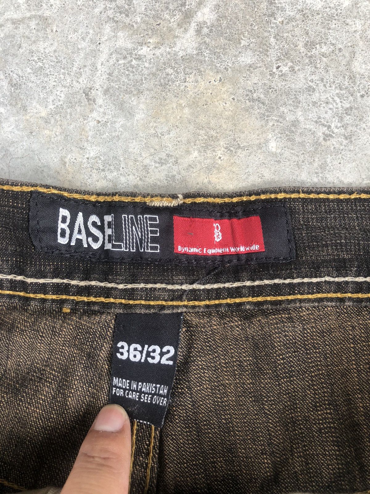 Japanese Brand Japanese Baseline Mudwash Baggy Jeans Hip Hop Distressed Size US 35 - 13 Thumbnail