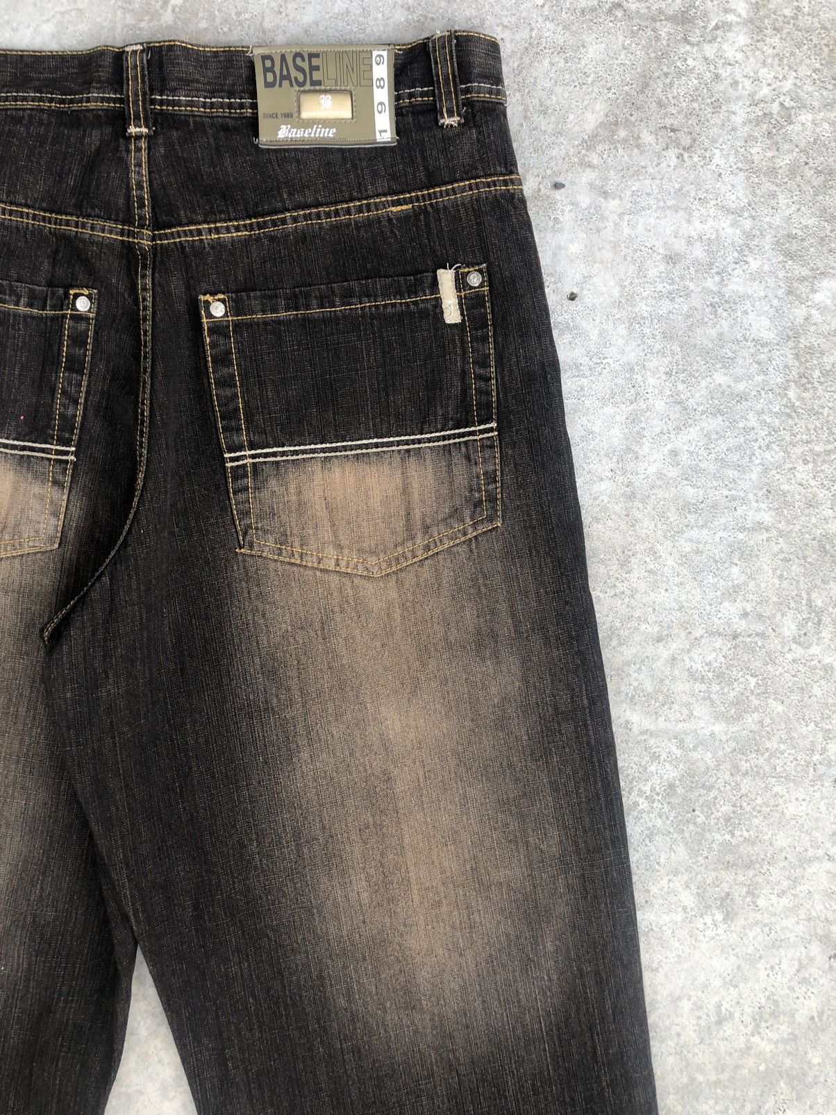Japanese Brand Japanese Baseline Mudwash Baggy Jeans Hip Hop Distressed Size US 35 - 10 Thumbnail