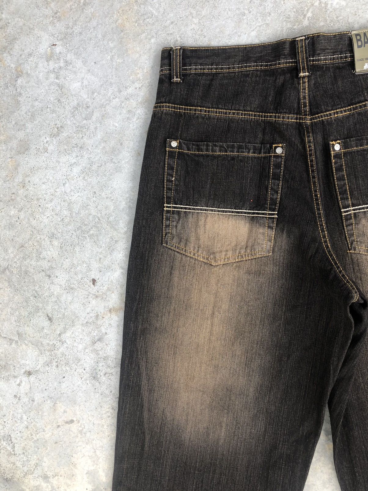 Japanese Brand Japanese Baseline Mudwash Baggy Jeans Hip Hop Distressed Size US 35 - 9 Thumbnail