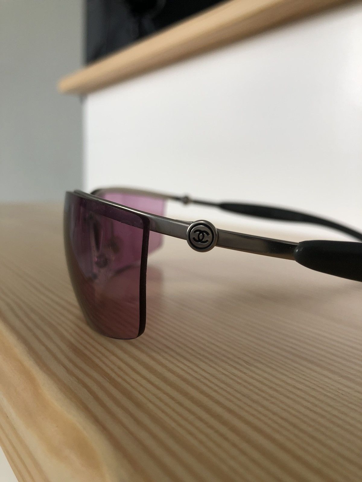 Chanel Chanel Rimless Sunglasses Pink Lenses CC Logo Made Italy Size ONE SIZE - 5 Thumbnail