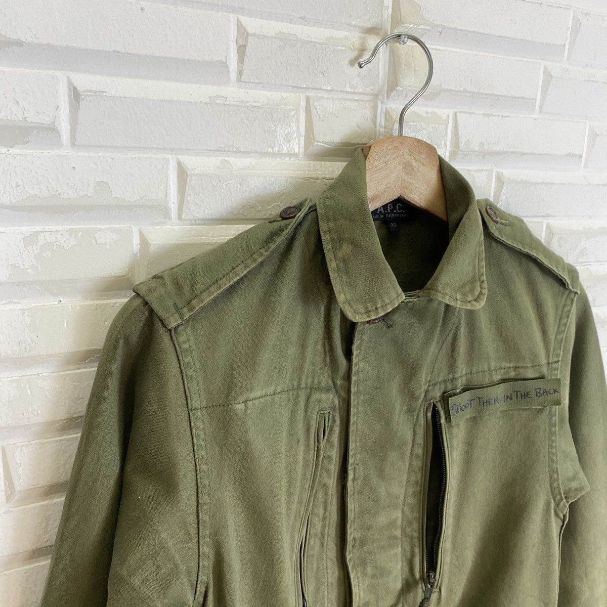 A.P.C. × Vintage 🔥LAST PRICE🔥 A.P.C. Tactical Shoot Them In The Back Coat Size US XS / EU 42 / 0 - 11 Thumbnail
