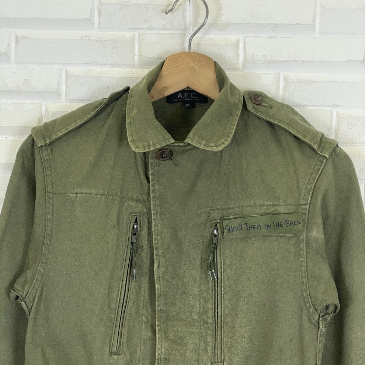 A.P.C. × Vintage 🔥LAST PRICE🔥 A.P.C. Tactical Shoot Them In The Back Coat Size US XS / EU 42 / 0 - 4 Thumbnail