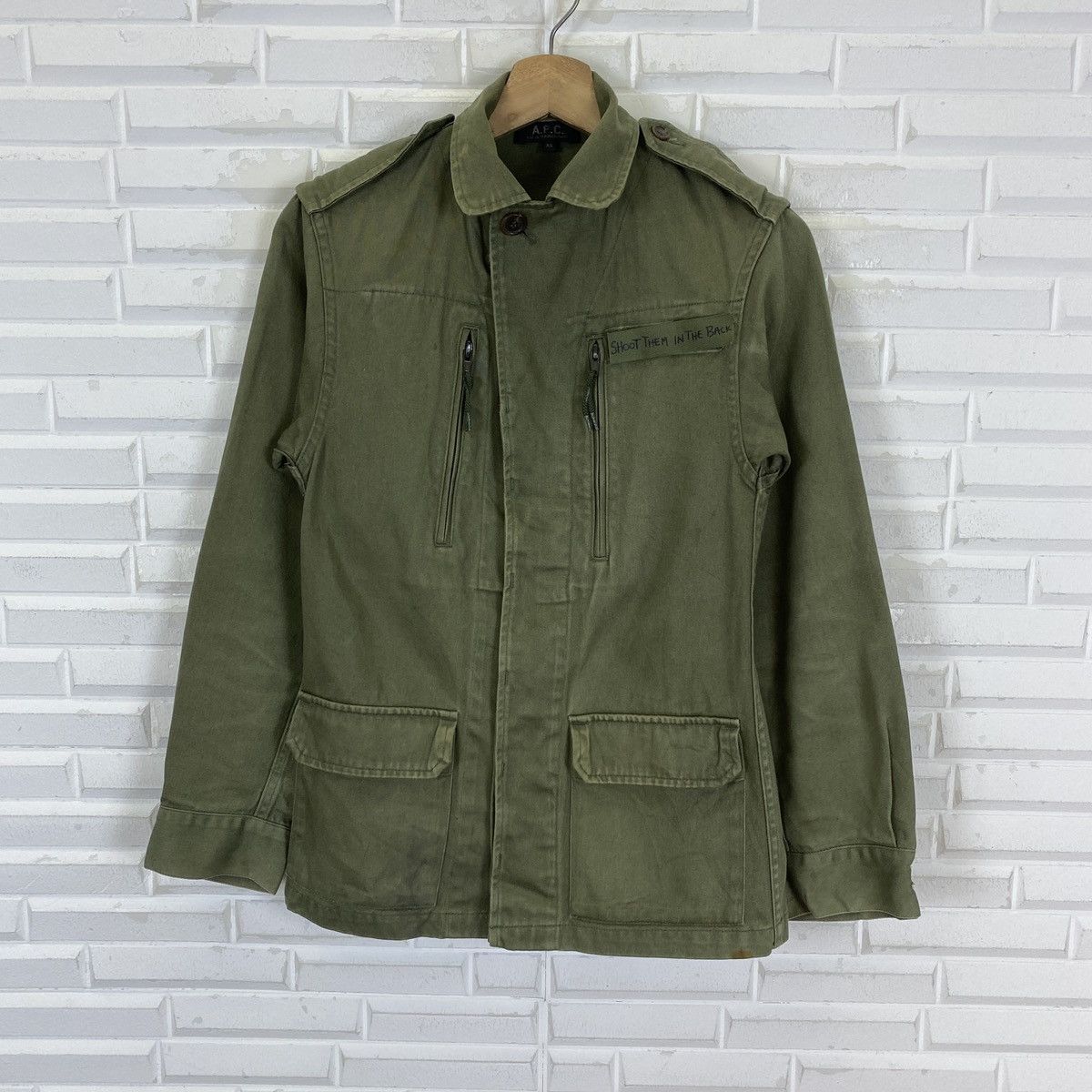 A.P.C. × Vintage 🔥LAST PRICE🔥 A.P.C. Tactical Shoot Them In The Back Coat Size US XS / EU 42 / 0 - 2 Thumbnail