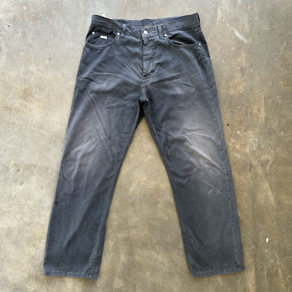 Japanese Brand Vintage Boss Casual Black Faded Trousers Pants Size US 35 - 1 Thumbnail