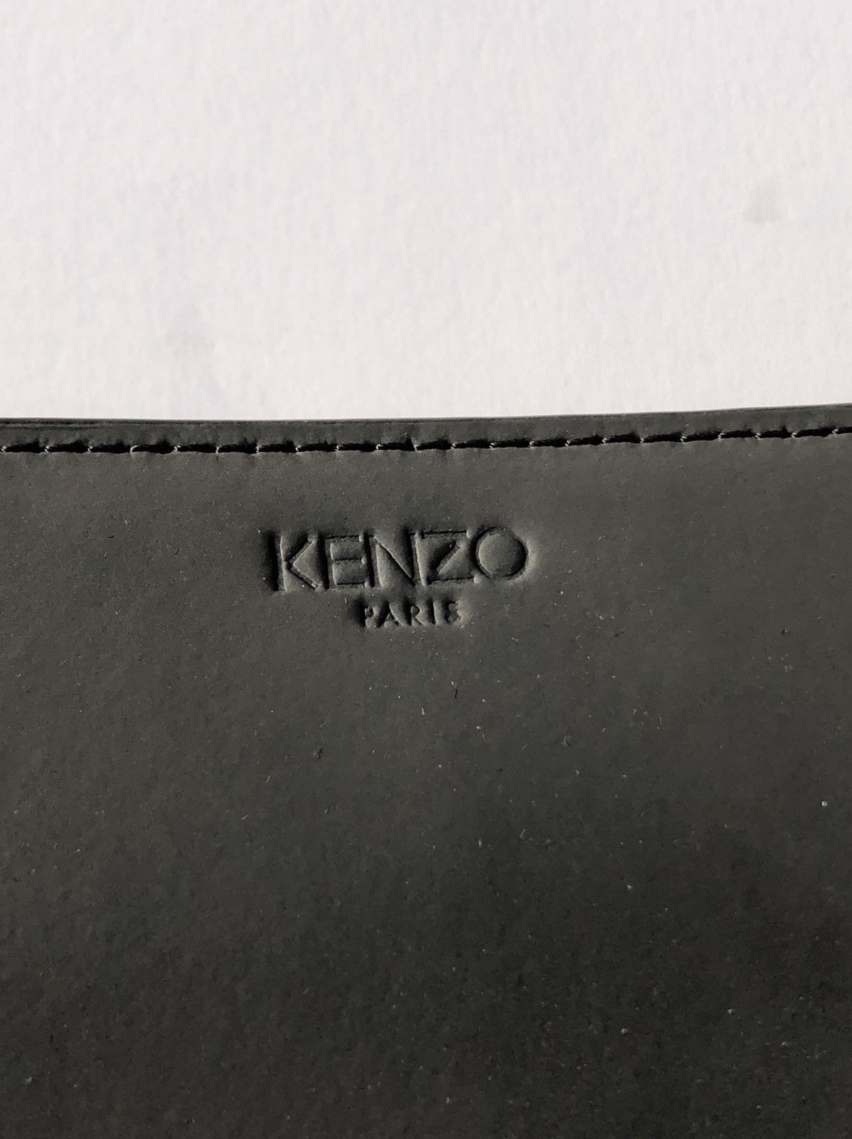 Kenzo Kenzo Kalifornia Zipper Clutch Matte Grey Black Hardware Size ONE SIZE - 6 Thumbnail