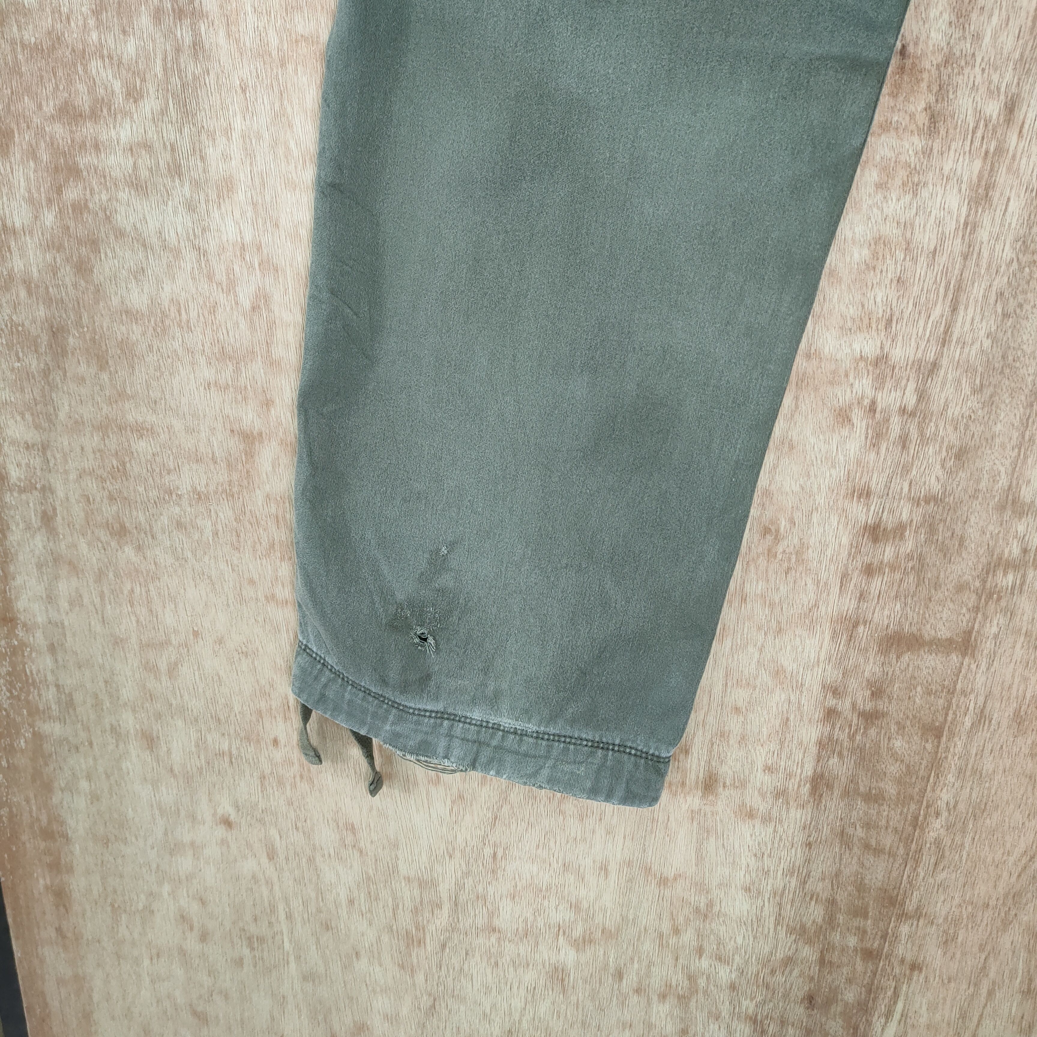 Japanese Brand × Vintage VINTAGE JAPANESE FADED DISTRESSED KNEE CARGO PANTS Size US 36 / EU 52 - 9 Thumbnail