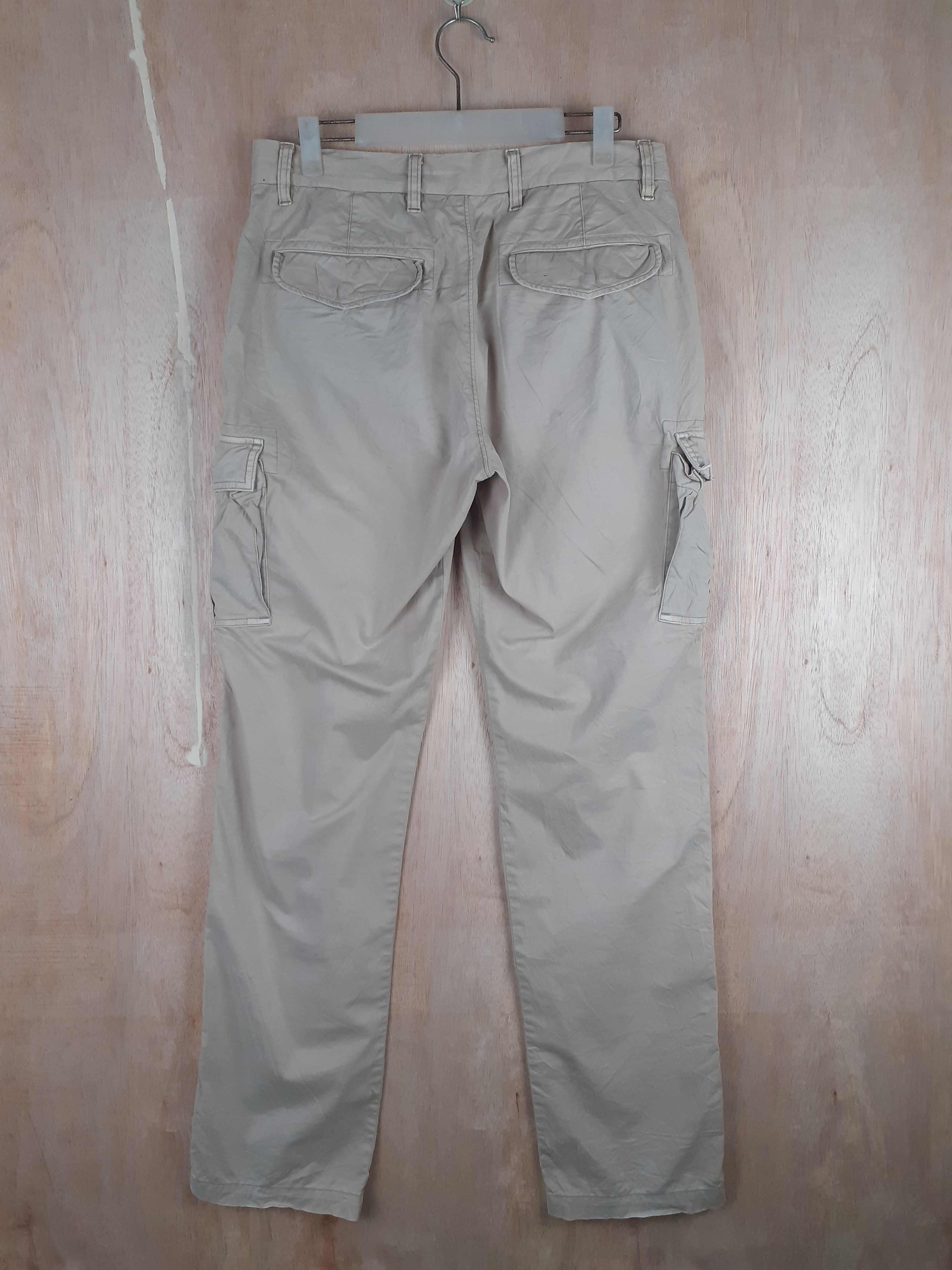 Japanese Brand × Uniqlo Uniqlo light brown multipocket tactical cargo pant #S245 Size US 31 - 10 Thumbnail