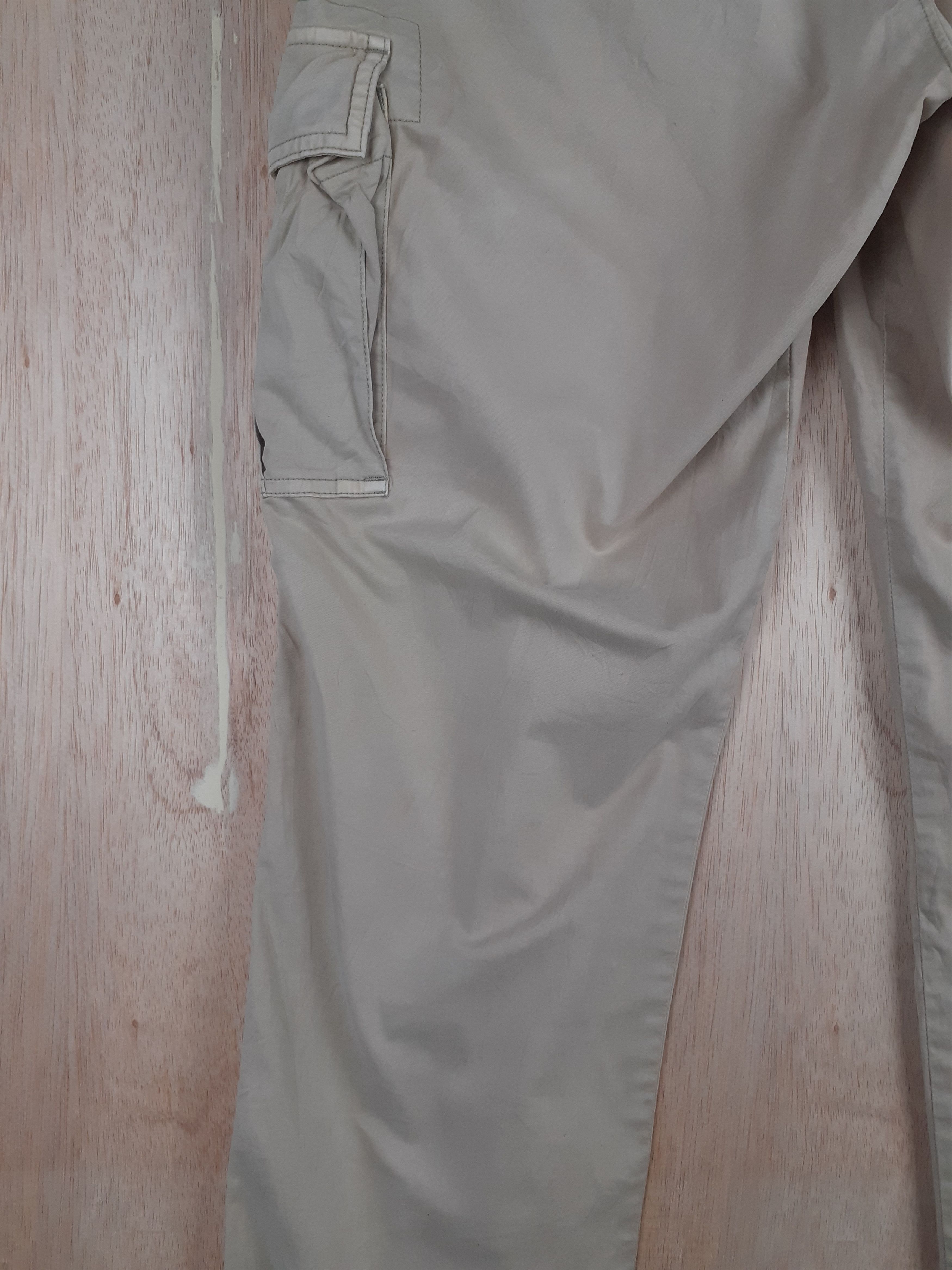 Japanese Brand × Uniqlo Uniqlo light brown multipocket tactical cargo pant #S245 Size US 31 - 15 Thumbnail