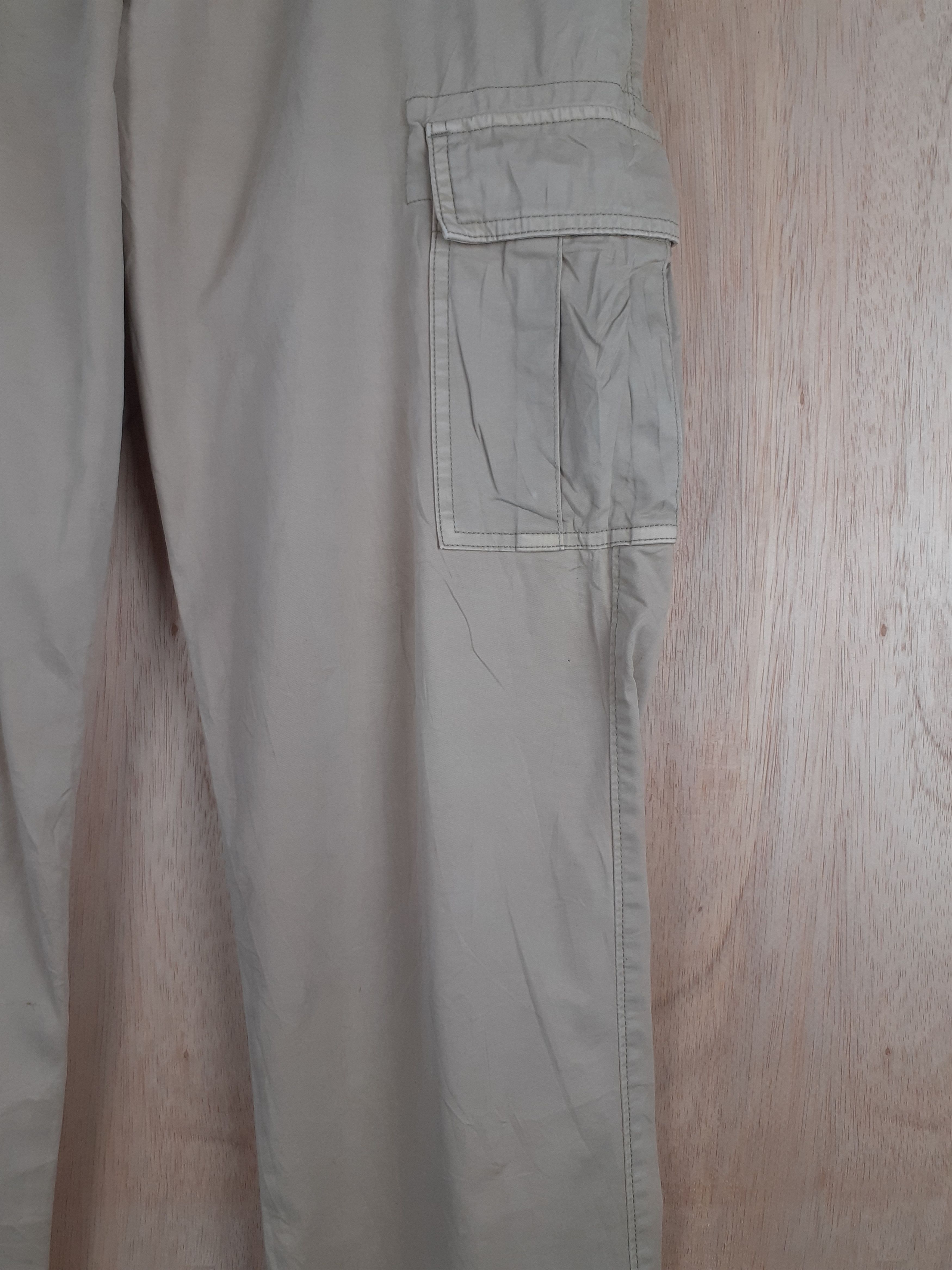 Japanese Brand × Uniqlo Uniqlo light brown multipocket tactical cargo pant #S245 Size US 31 - 6 Thumbnail