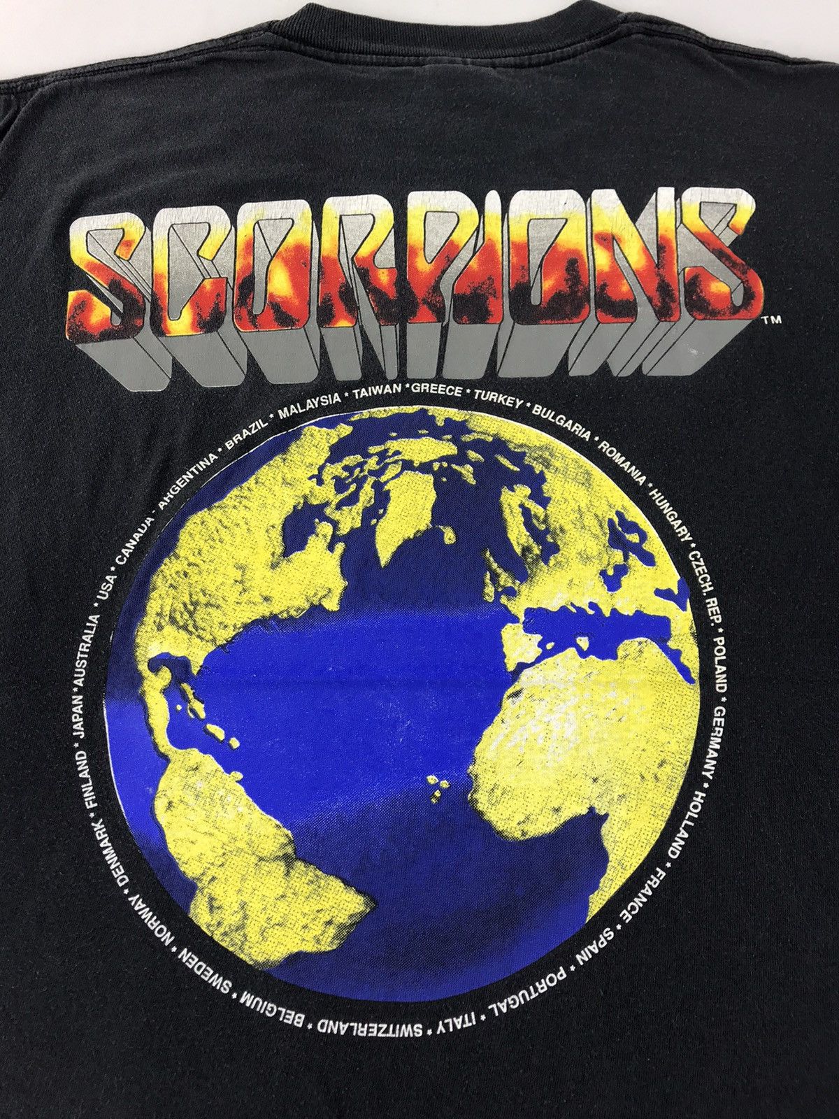 Band Tees 90s GEM Scorpions Crazy Biker World Tour 1990 Tee Size US L / EU 52-54 / 3 - 5 Thumbnail