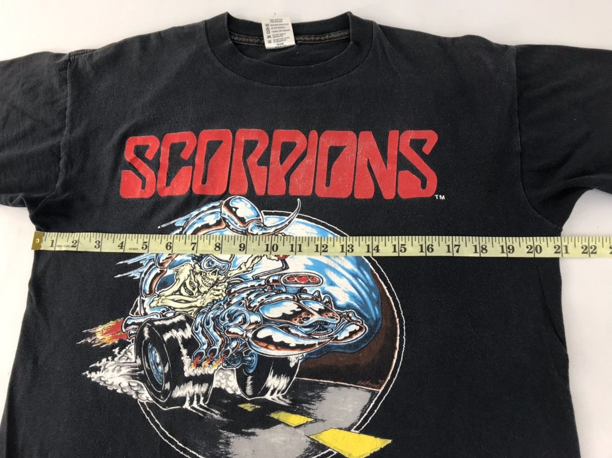 Band Tees 90s GEM Scorpions Crazy Biker World Tour 1990 Tee Size US L / EU 52-54 / 3 - 9 Thumbnail