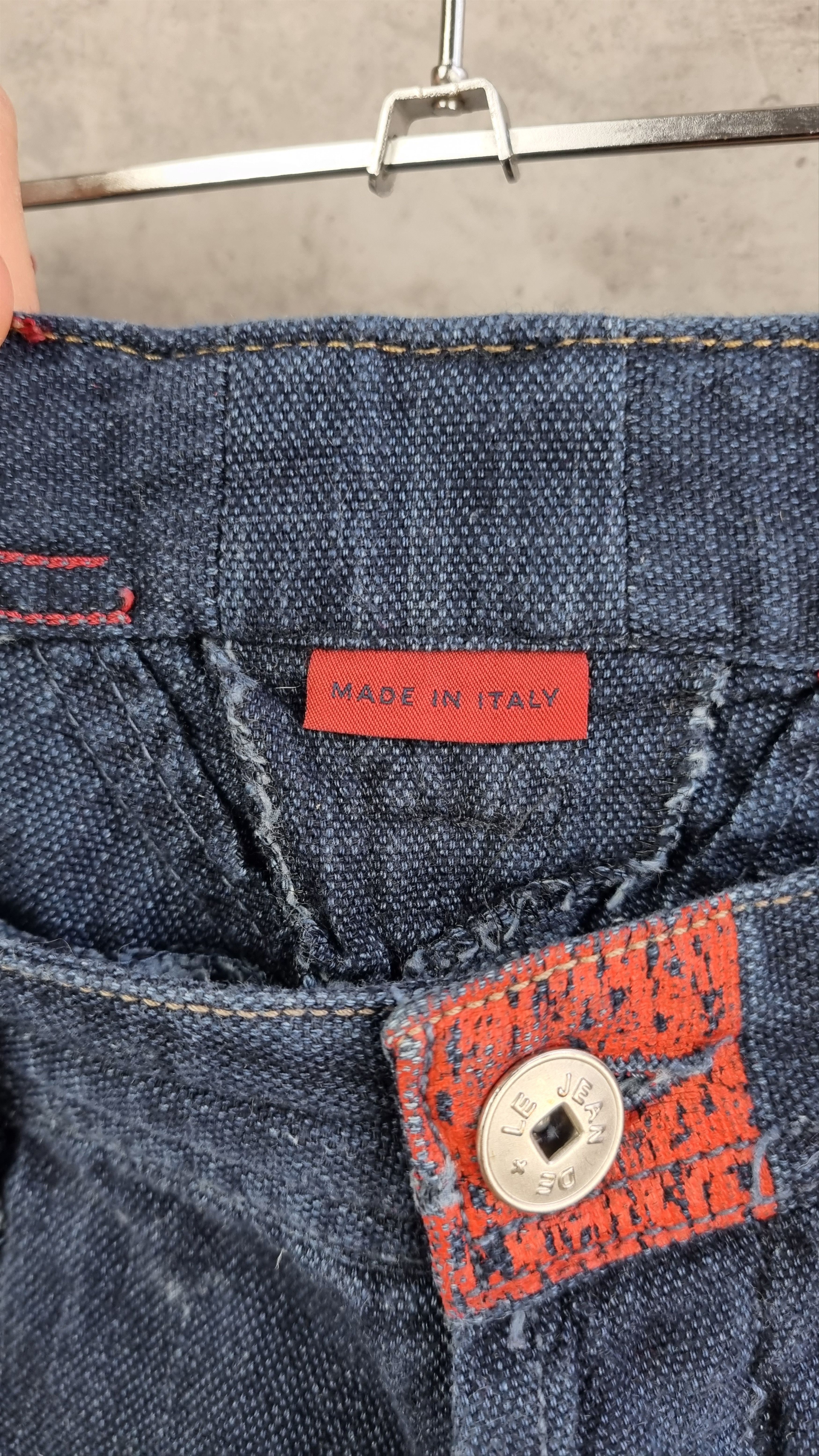 Marithe + Francois Girbaud Very light fabrics like linen denim navy color pant Size US 33 - 8 Thumbnail
